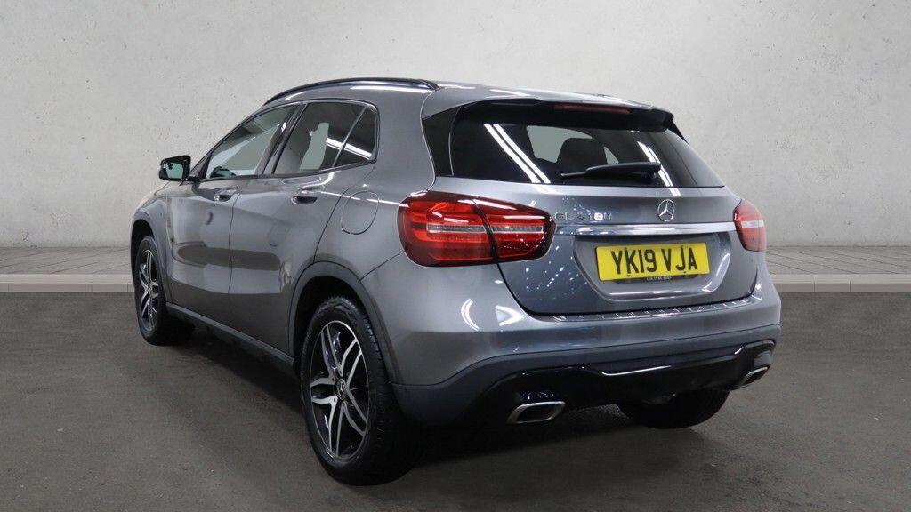 Mercedes-benz GLA - Image 6