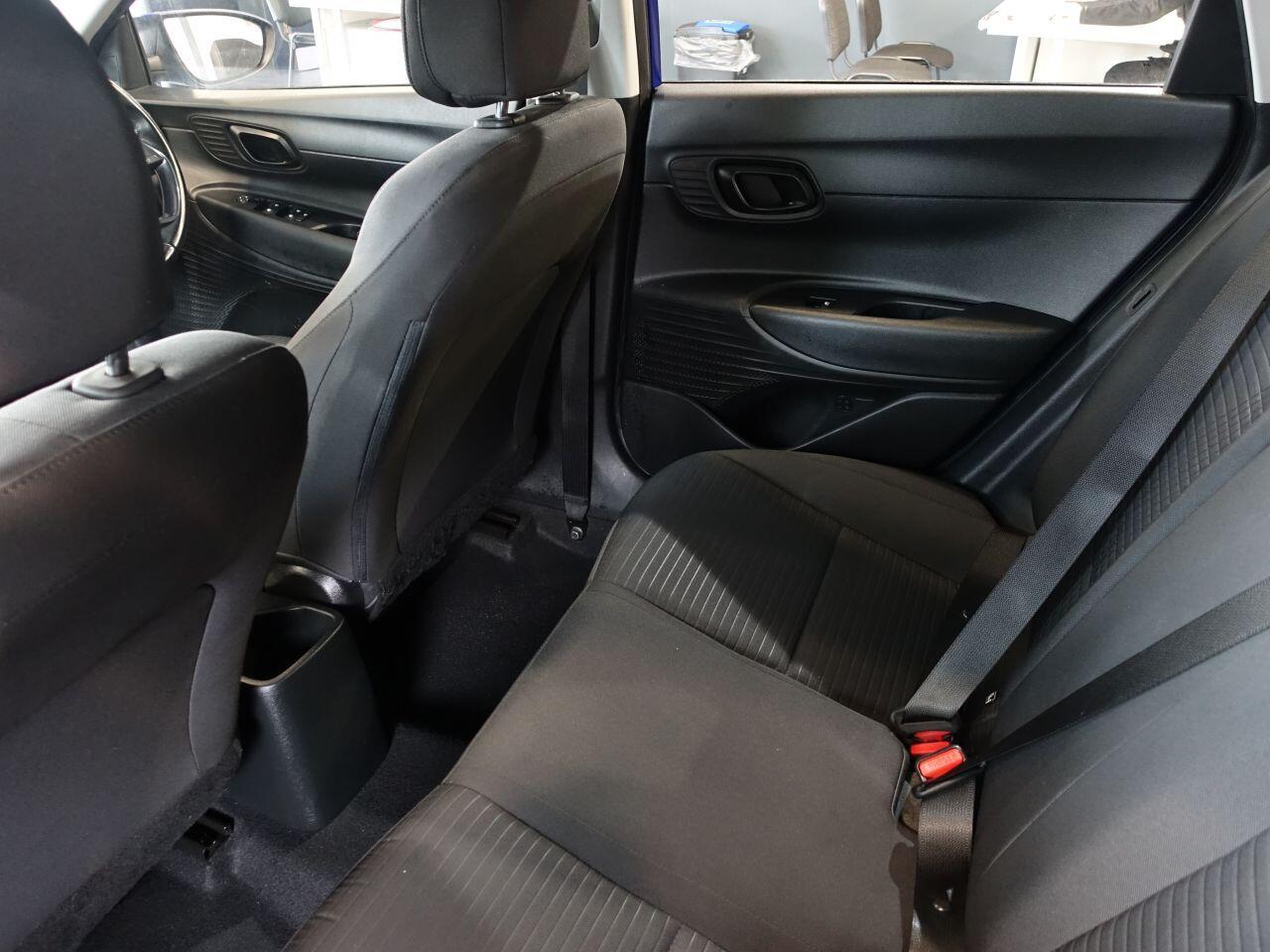 Hyundai i20 - Image 16