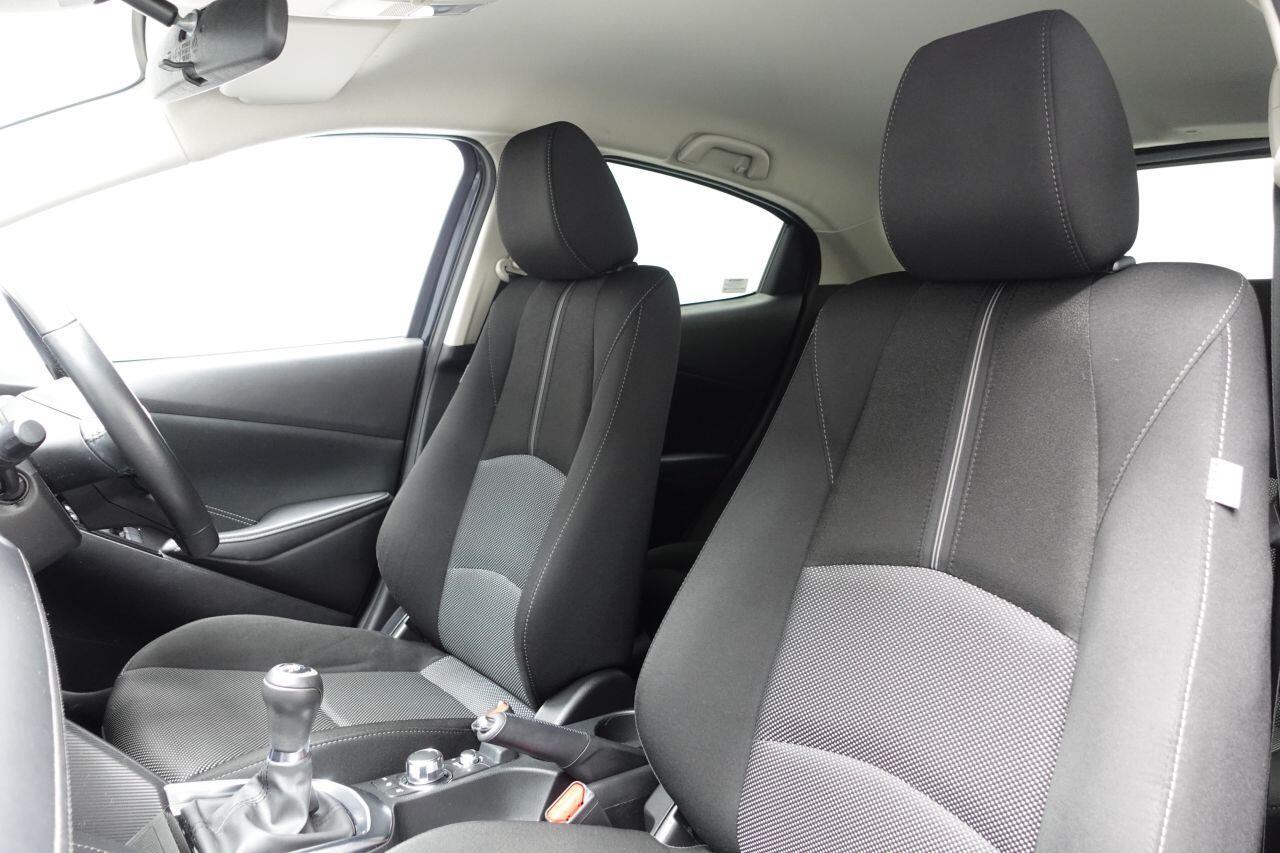 Mazda MAZDA2 - Image 17