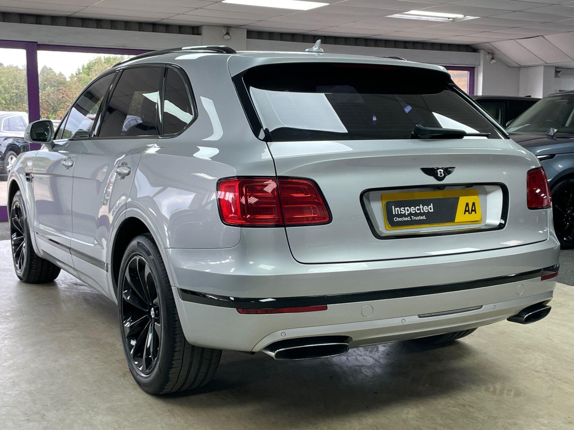 Bentley Bentayga - Image 9