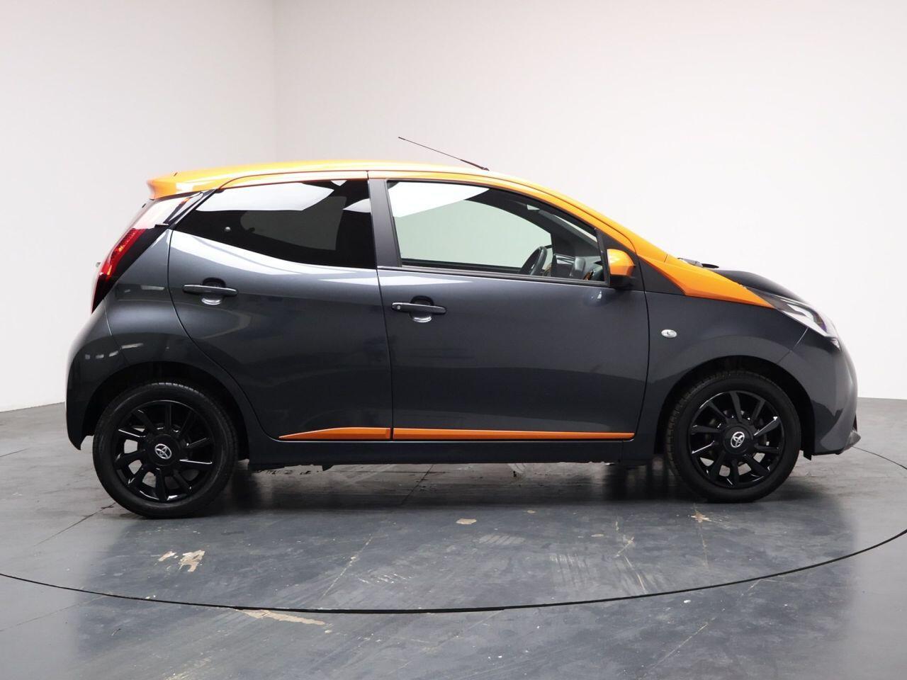 Toyota Aygo - Image 15