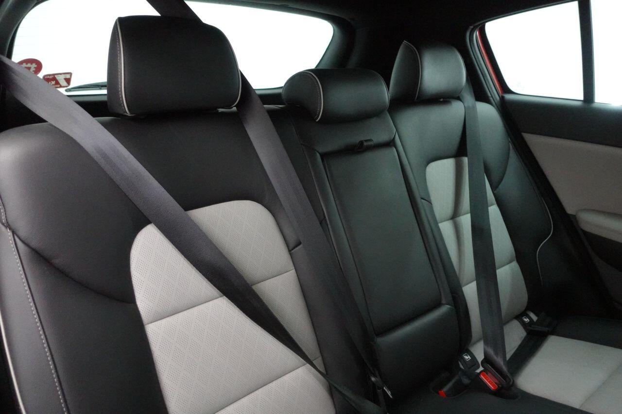 Kia Sportage - Image 17