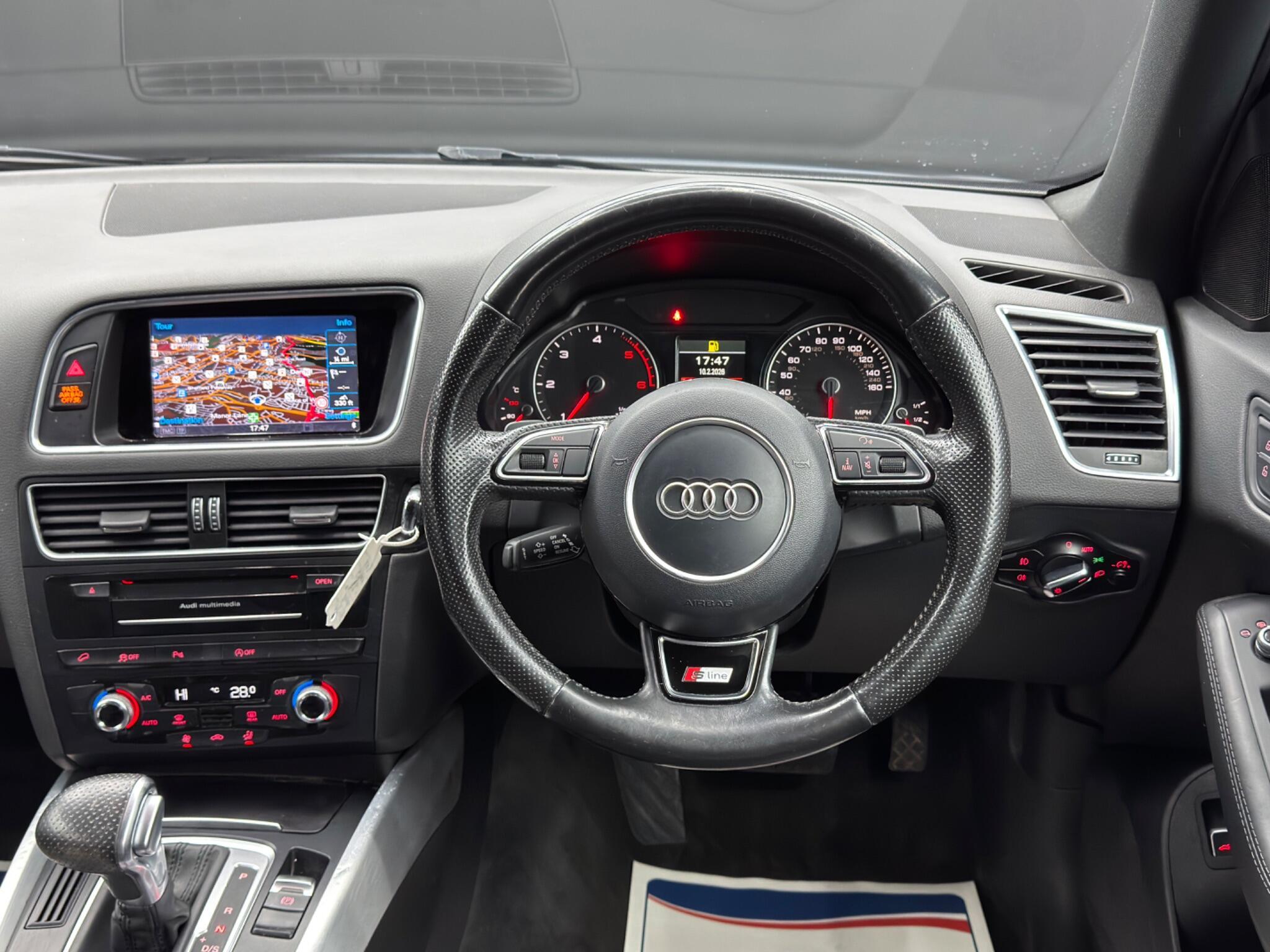 Audi Q5 - Image 18