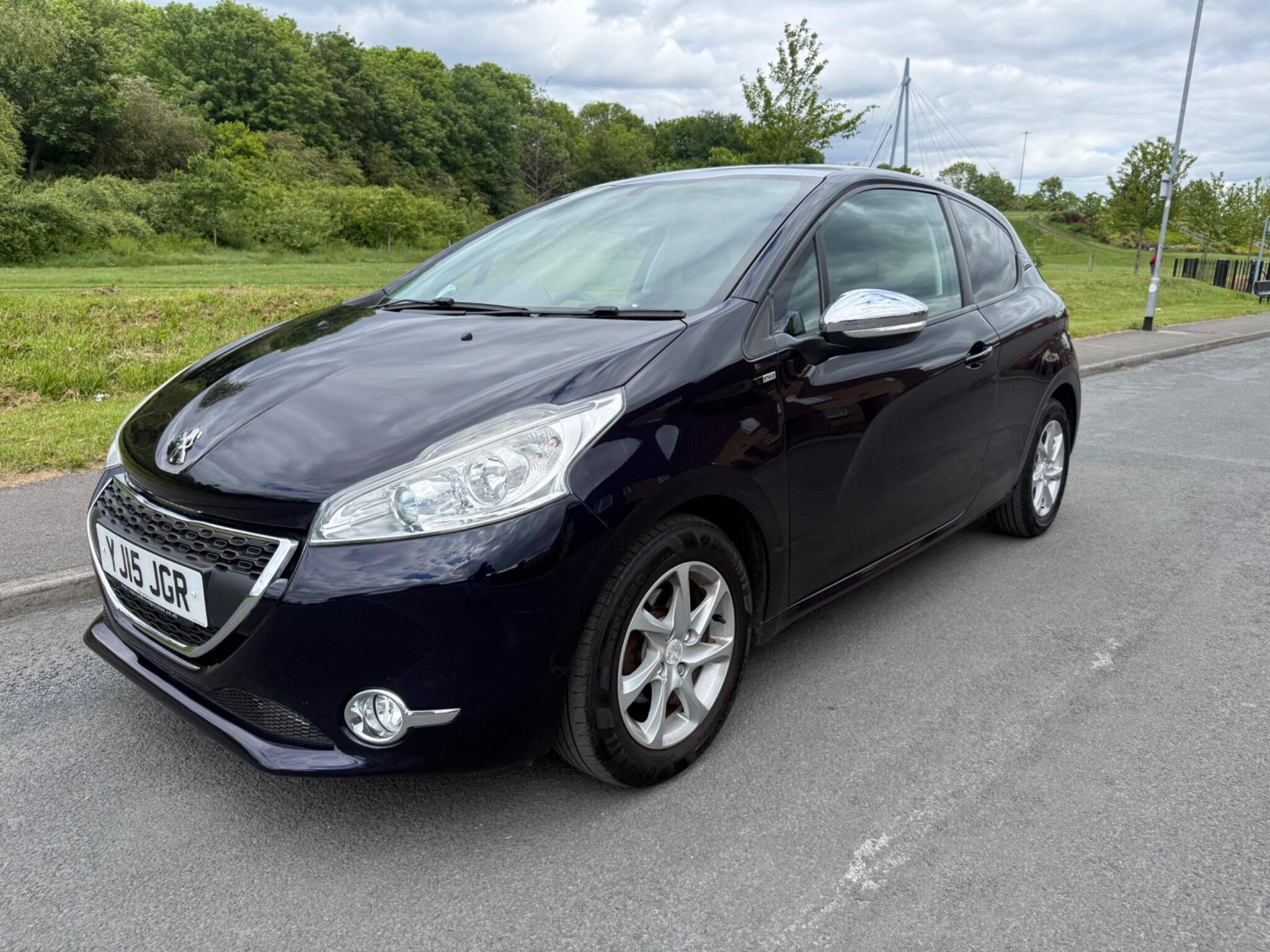 Peugeot 208 - Image 7