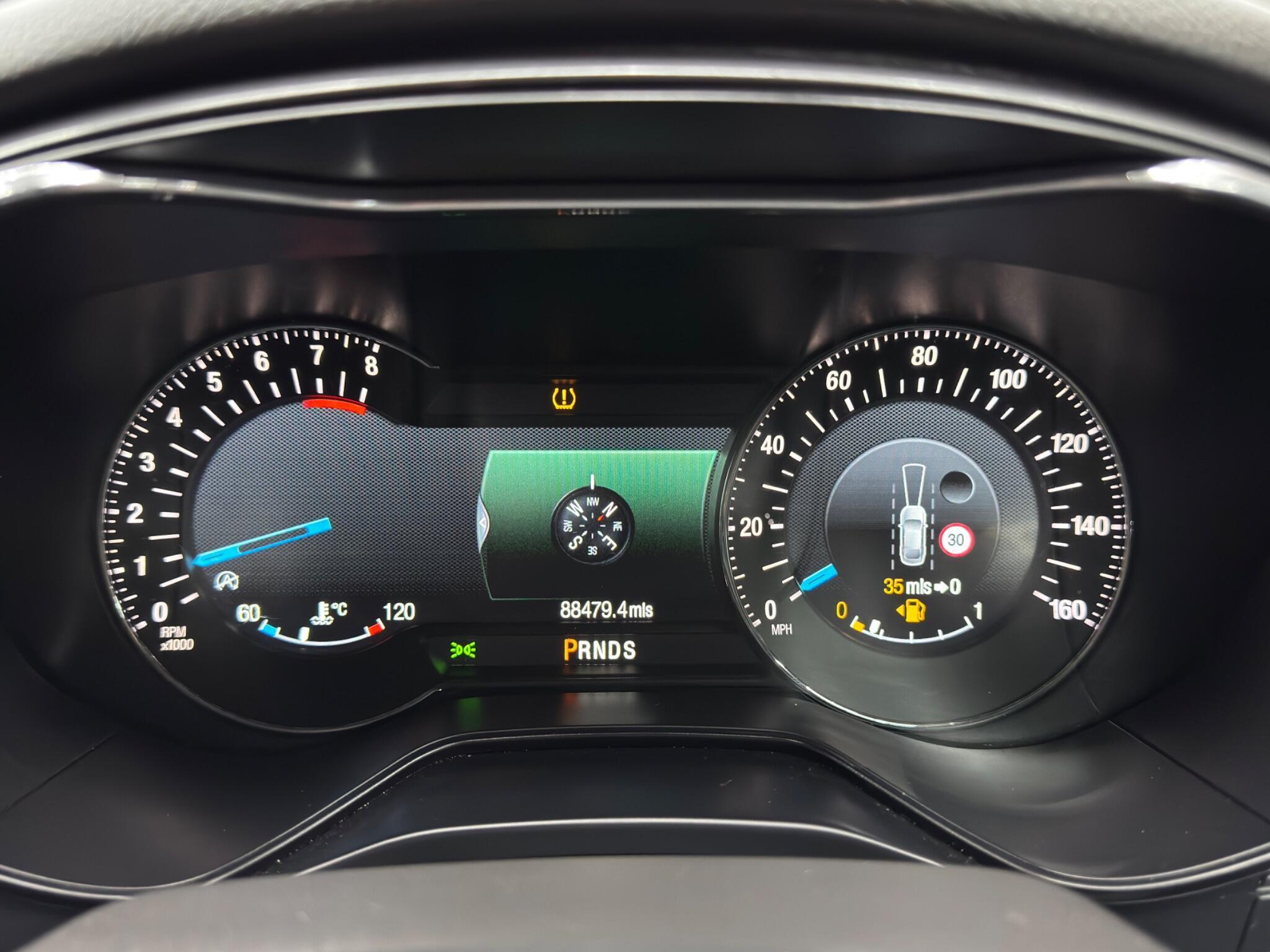 Ford Mondeo - Image 22