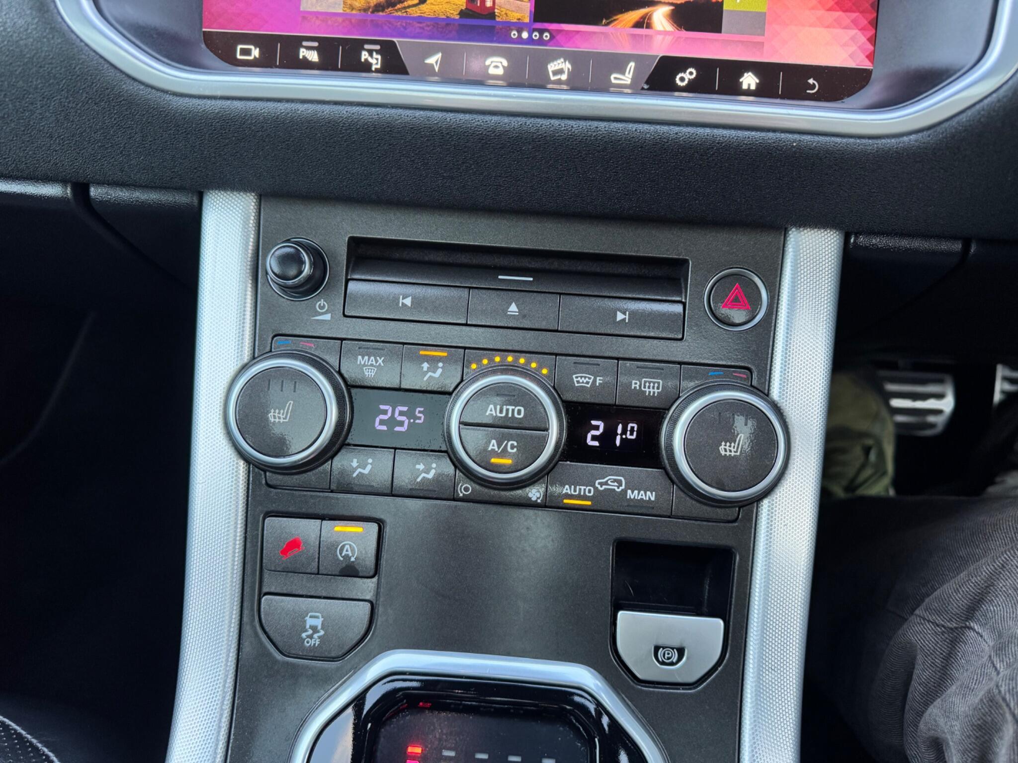 Land Rover Range Rover Evoque - Image 32