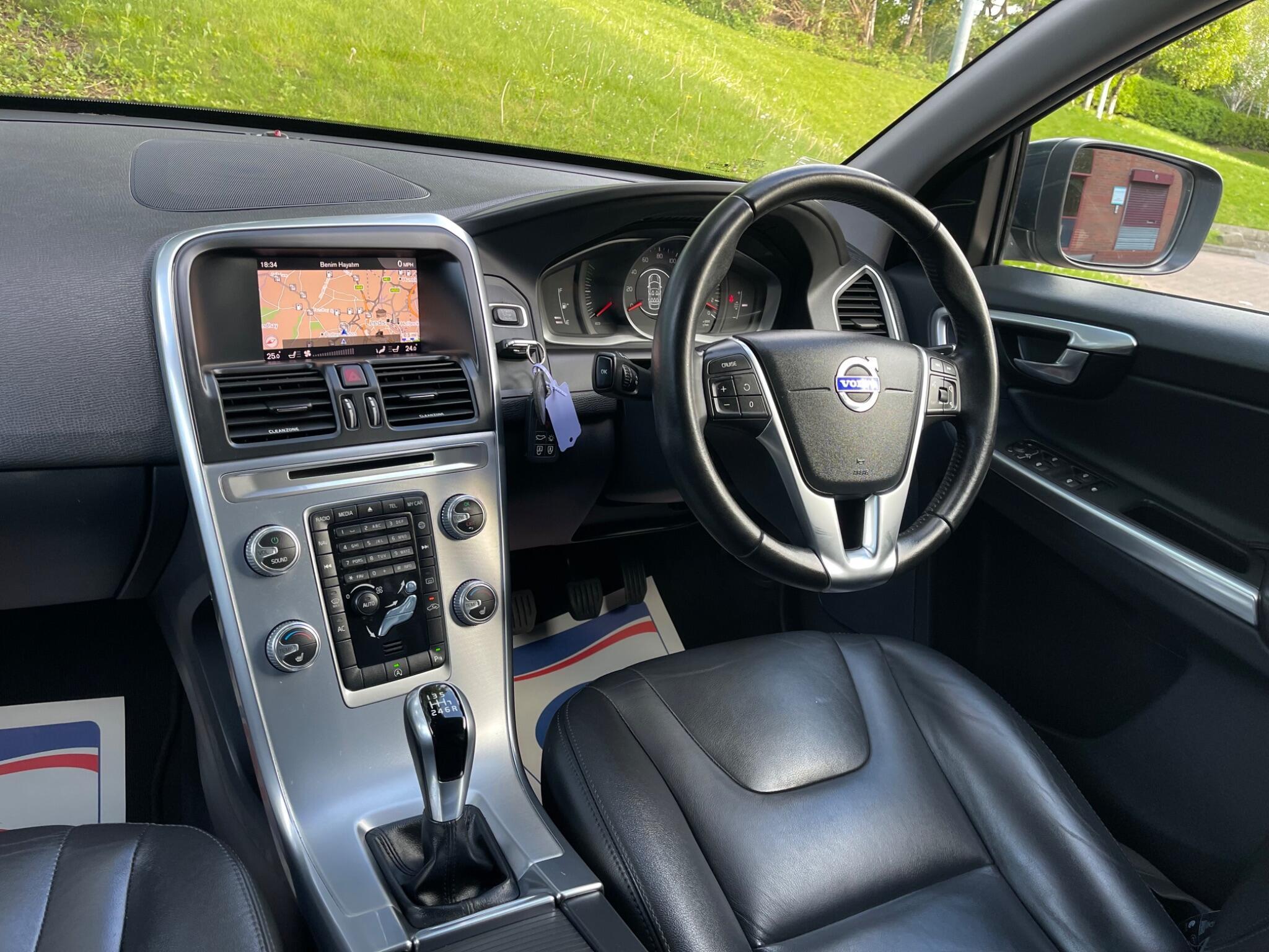 Volvo XC60 - Image 60