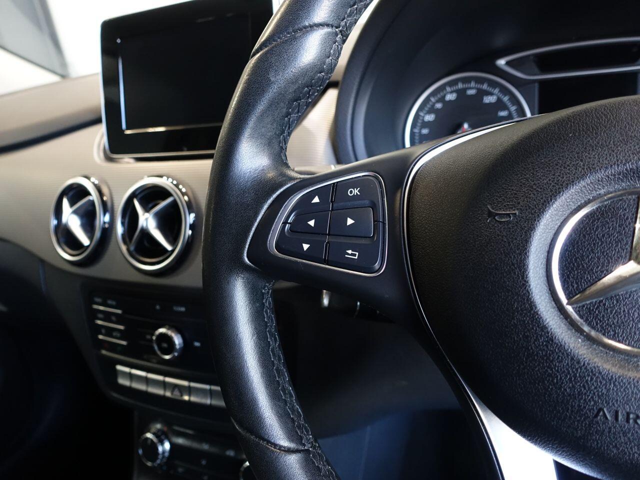 Mercedes-benz B-CLASS - Image 19