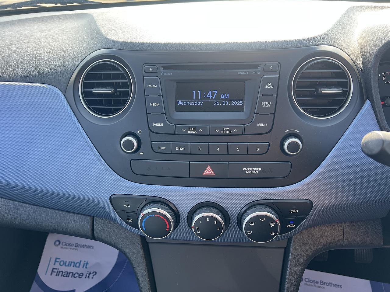 Hyundai i10 - Image 16