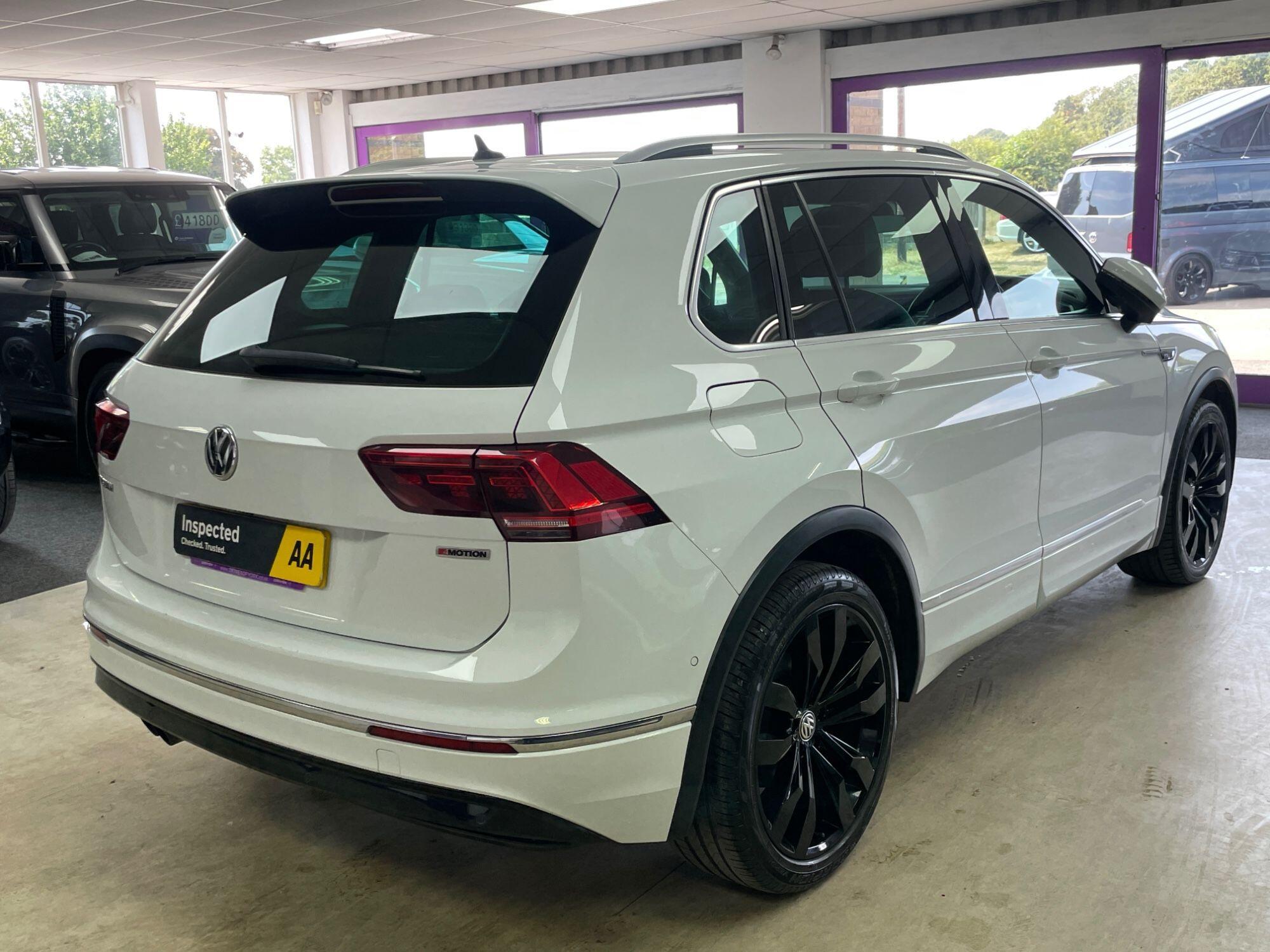 Volkswagen Tiguan - Image 7