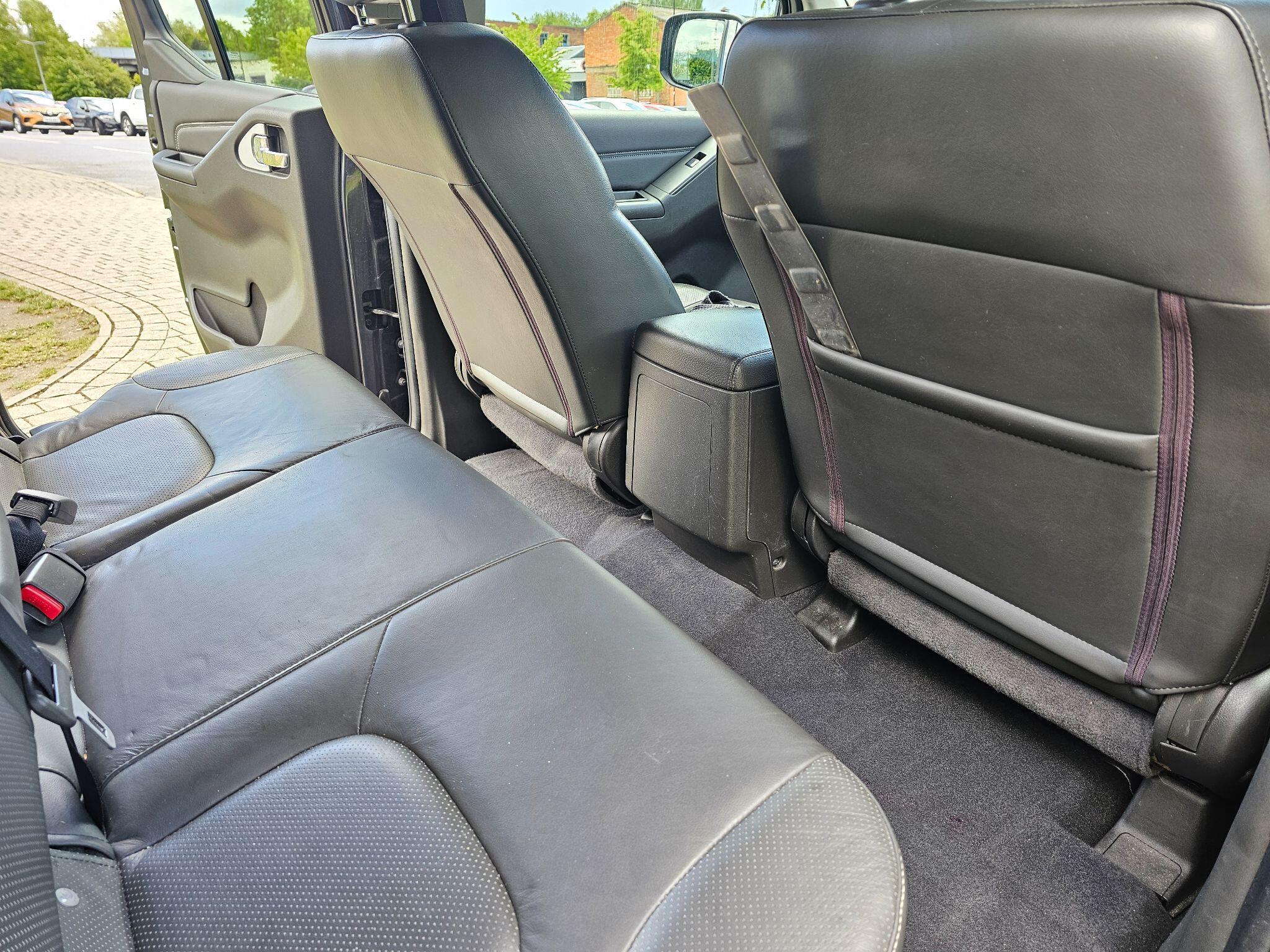 Nissan NAVARA - Image 24