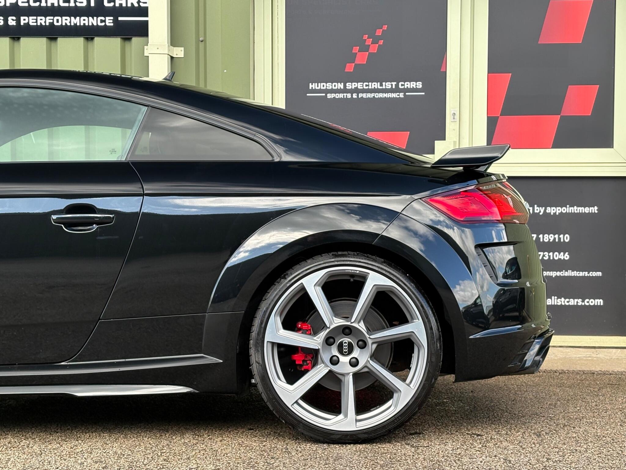 Audi TT RS - Image 13