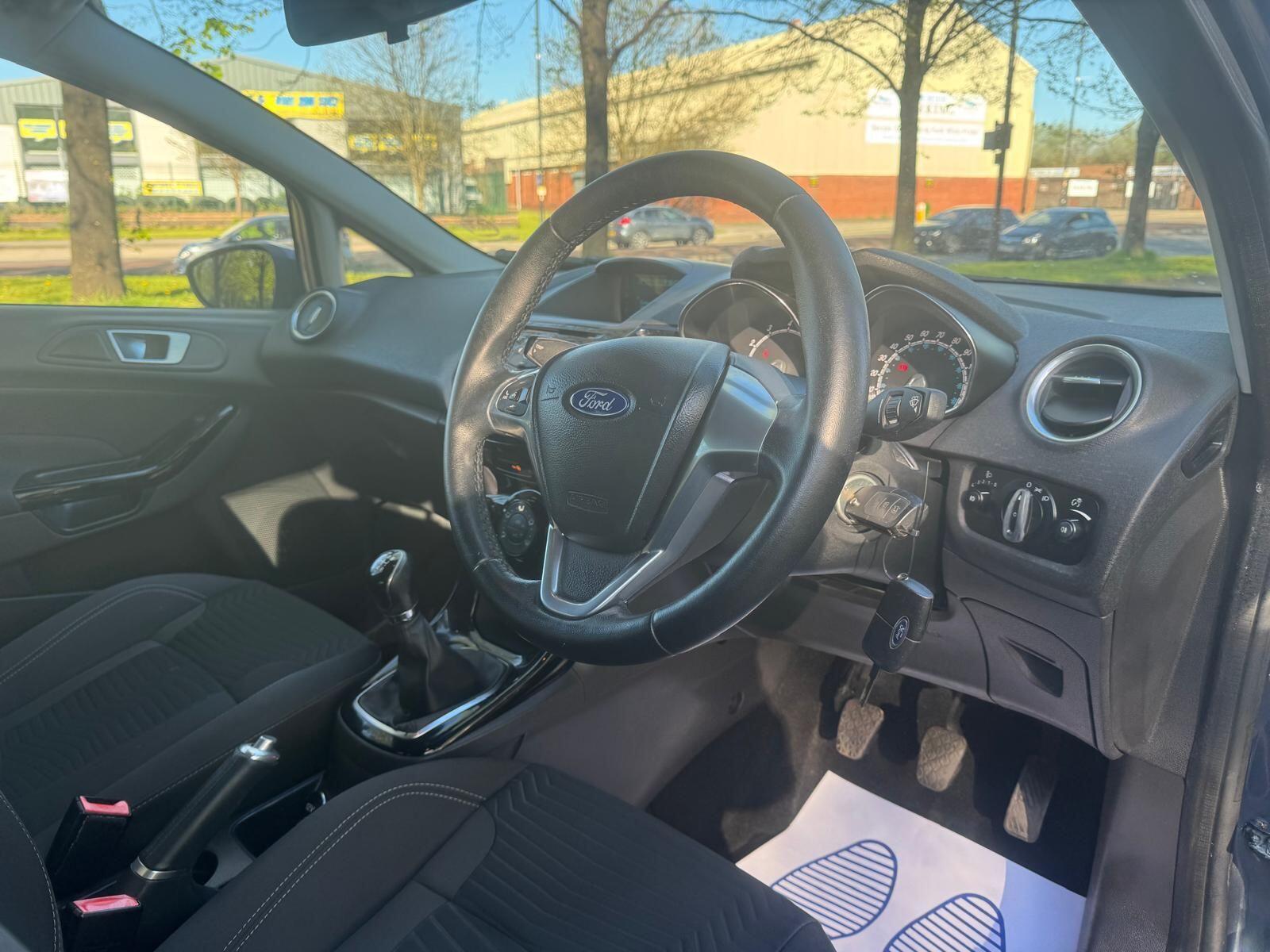 Ford Fiesta - Image 13