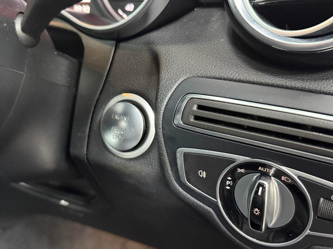 Mercedes GLC - Image 13