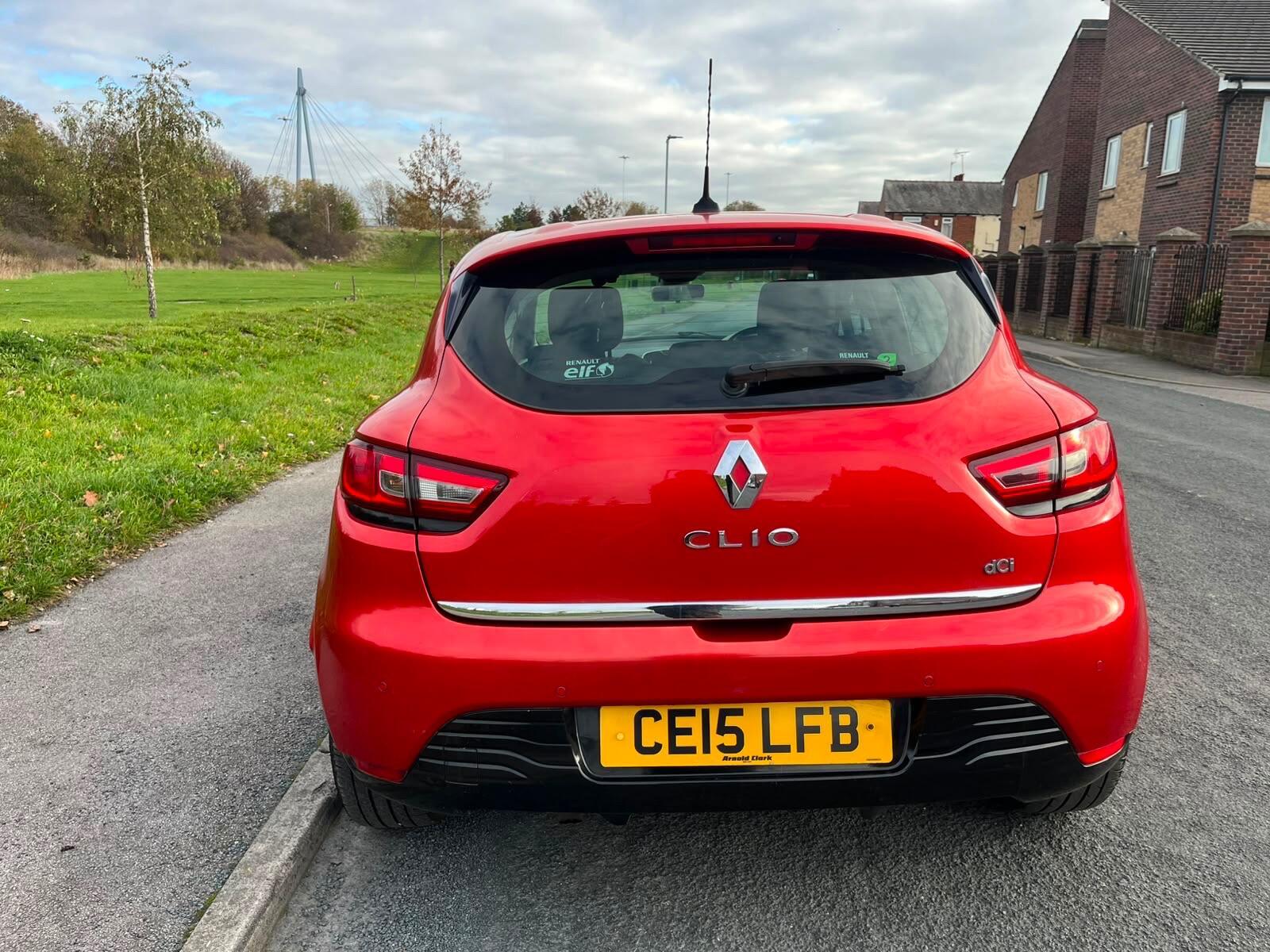 Renault Clio - Image 4