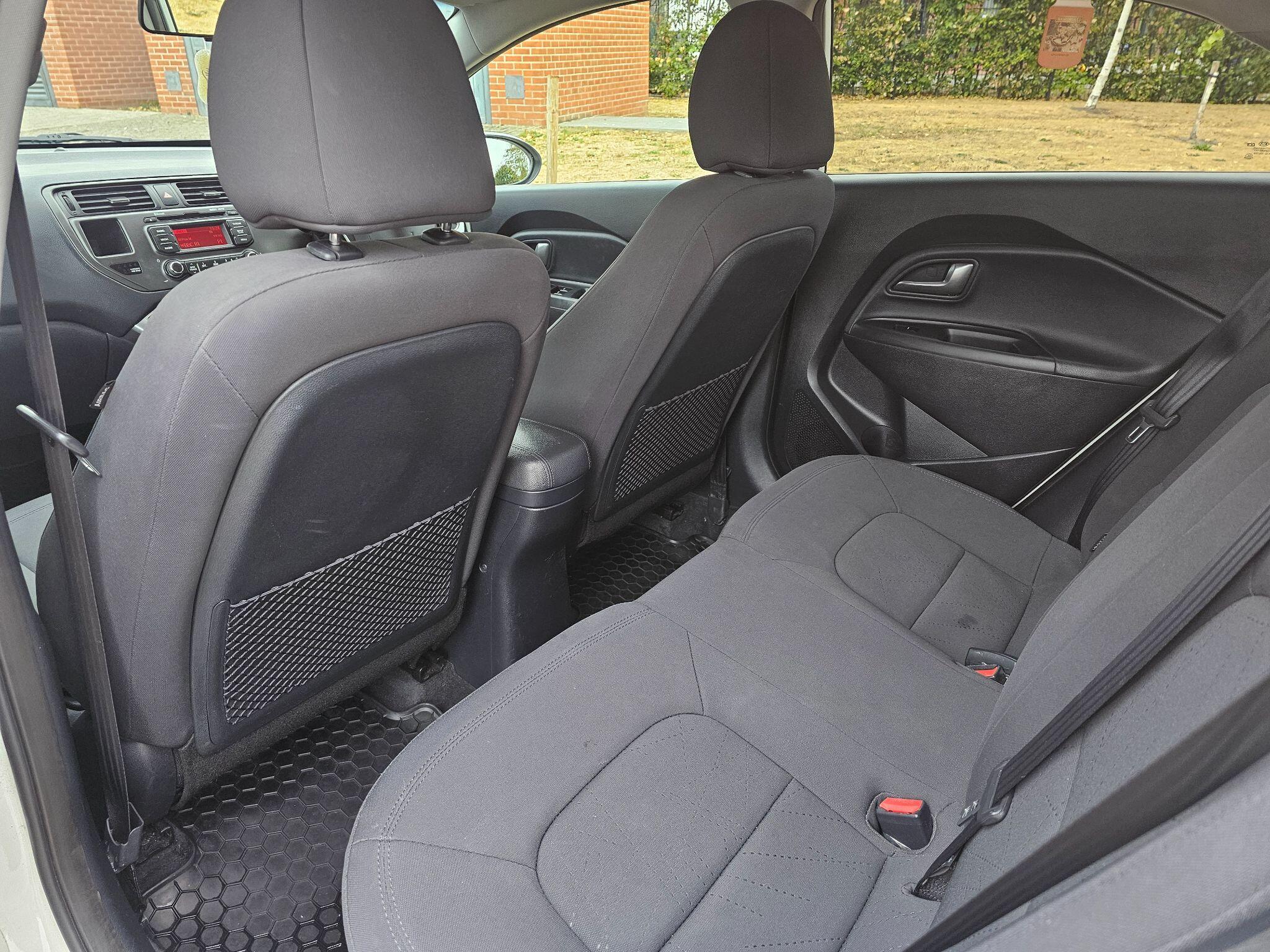 Kia Rio - Image 12
