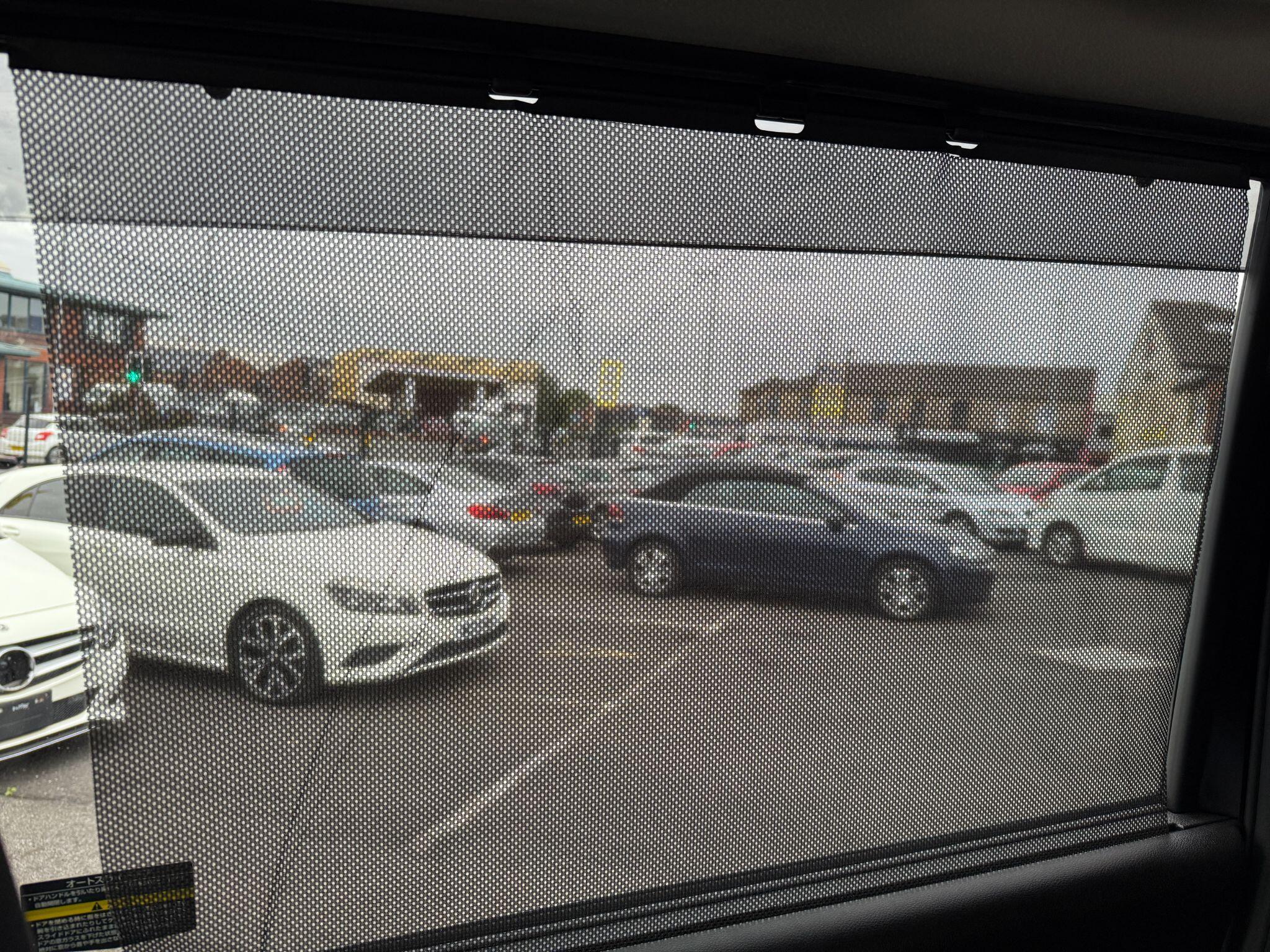 Nissan Serena - Image 48