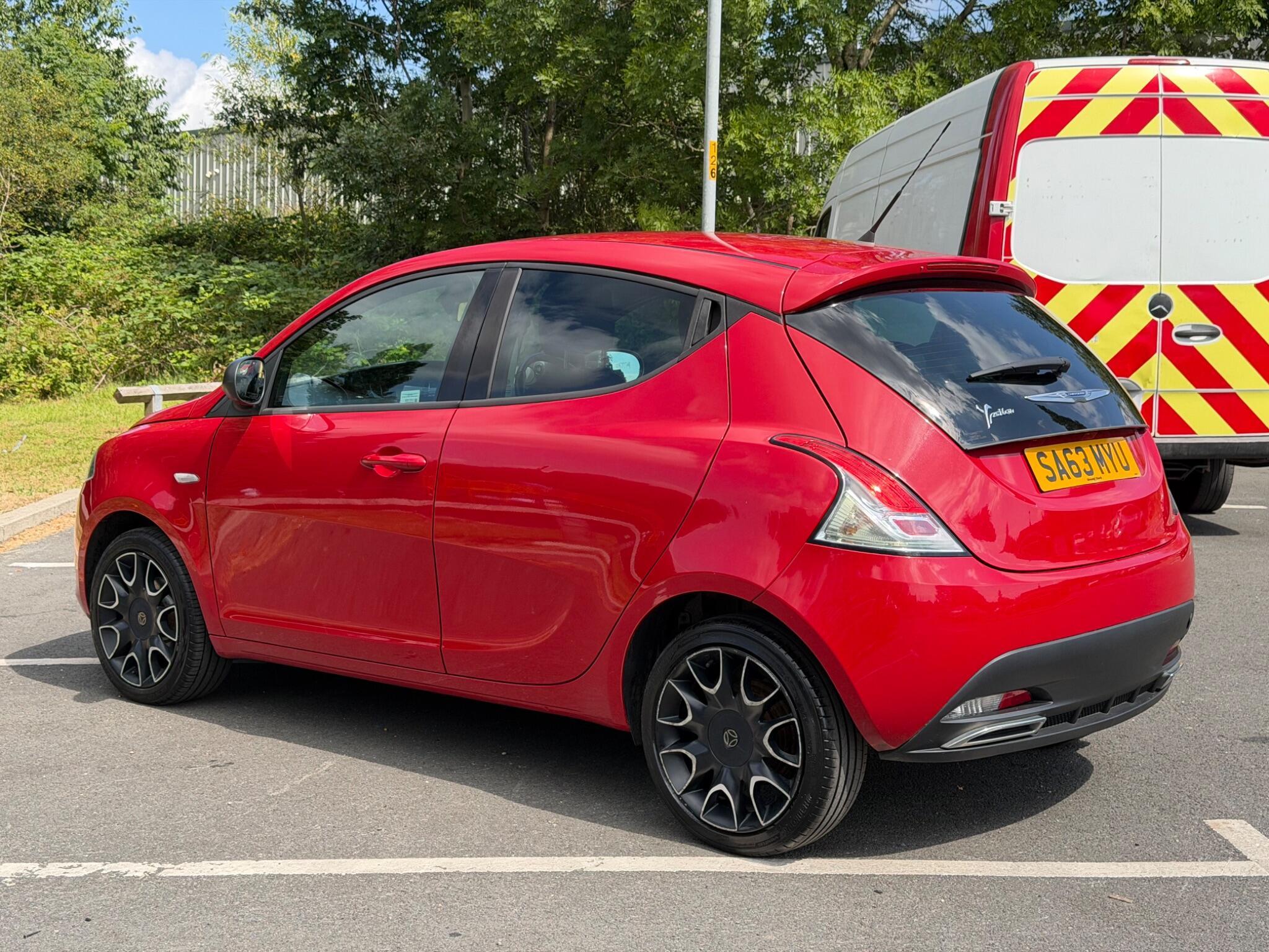 Chrysler Ypsilon - Image 3