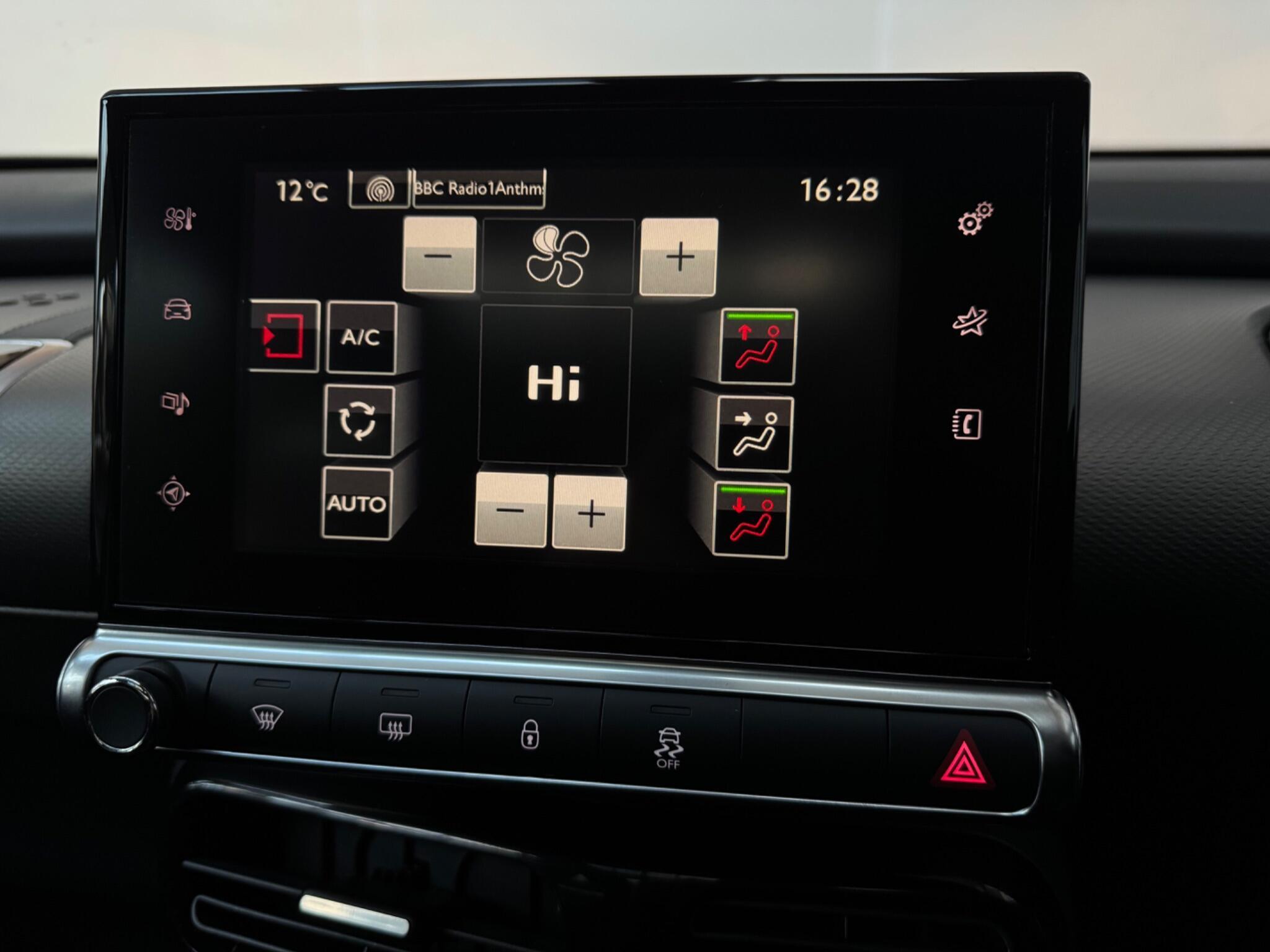 Citroen C4 Cactus - Image 19
