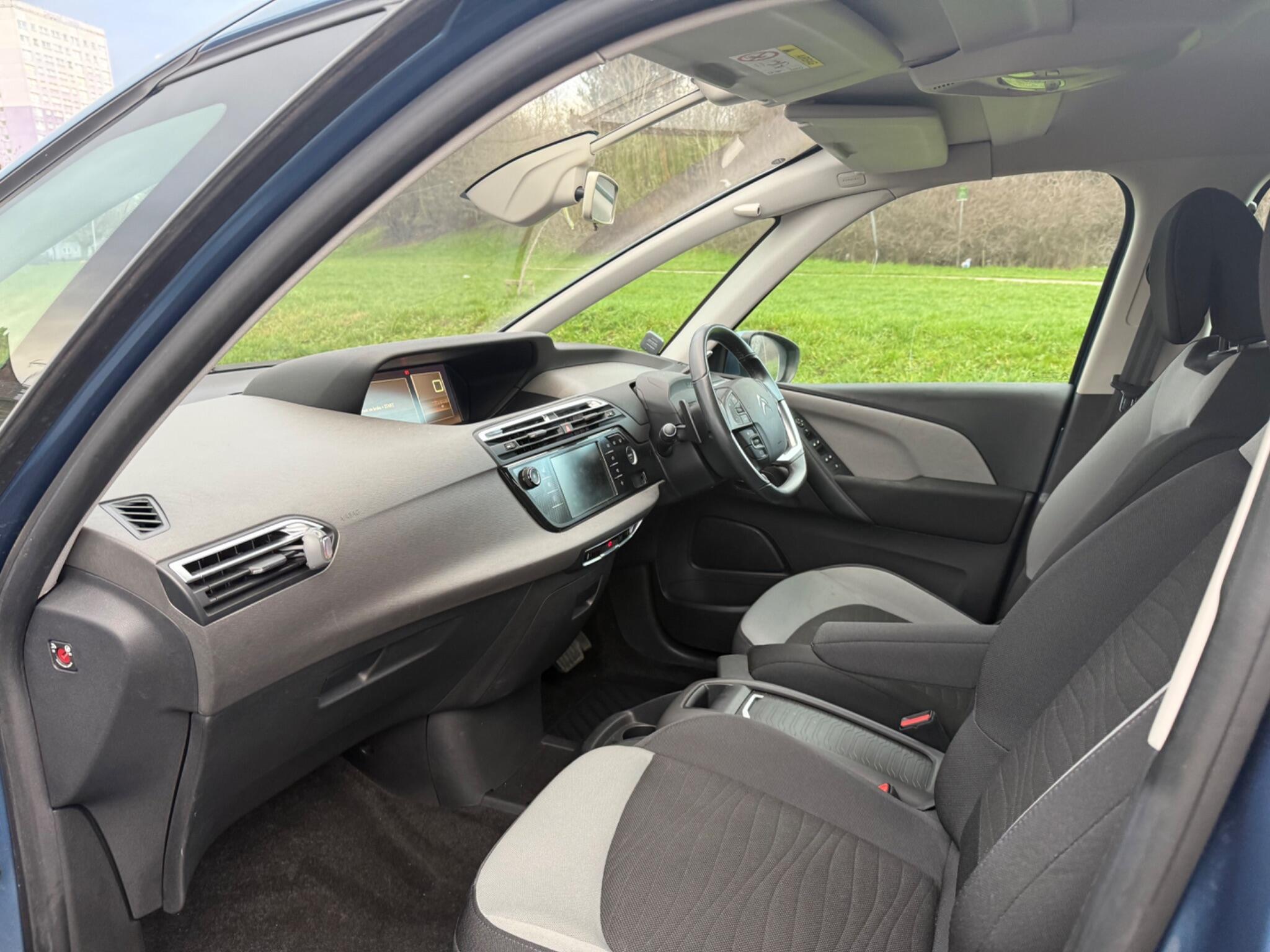 Citroen C4 Picasso - Image 13