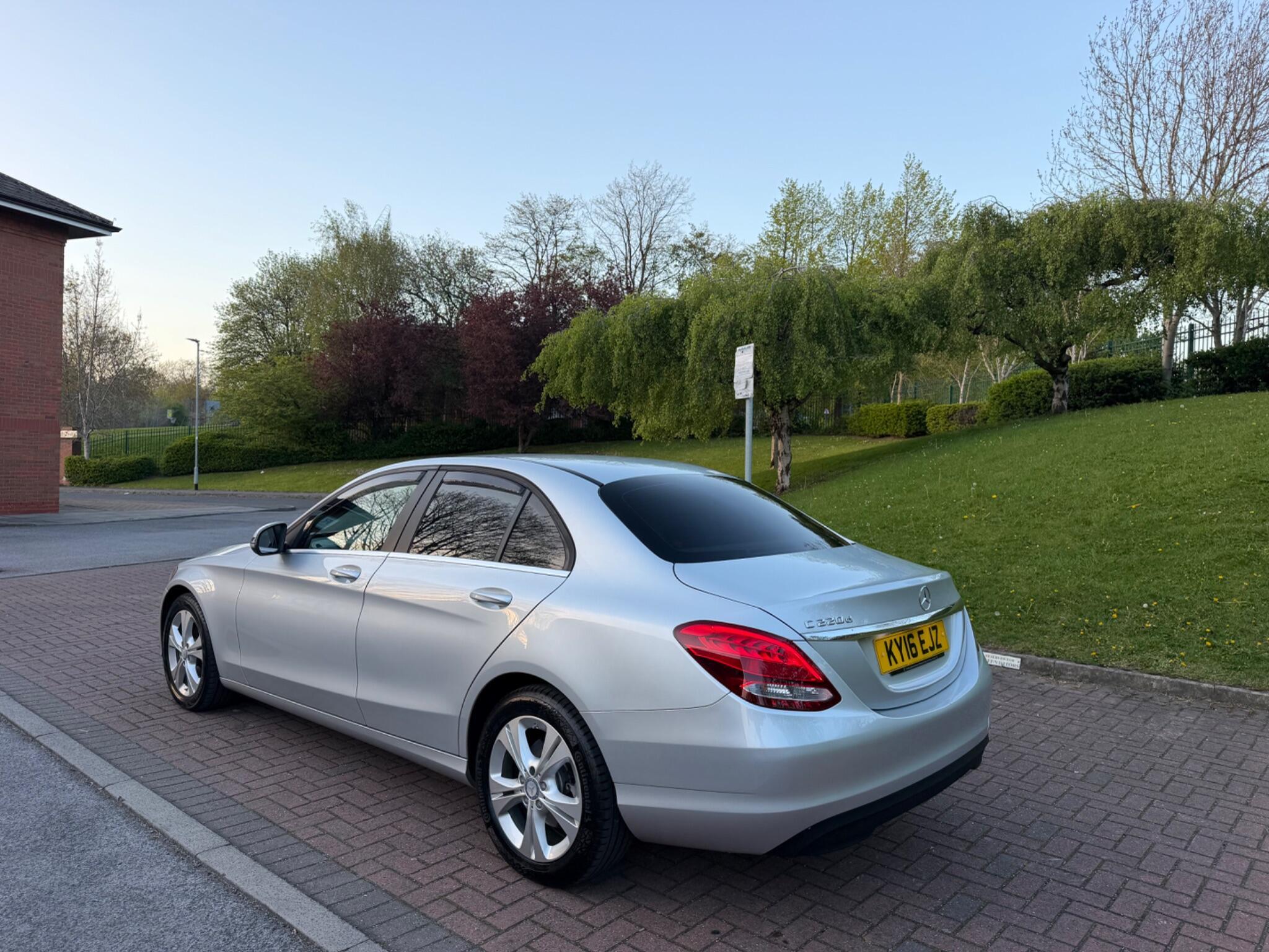 Mercedes C Class - Image 14