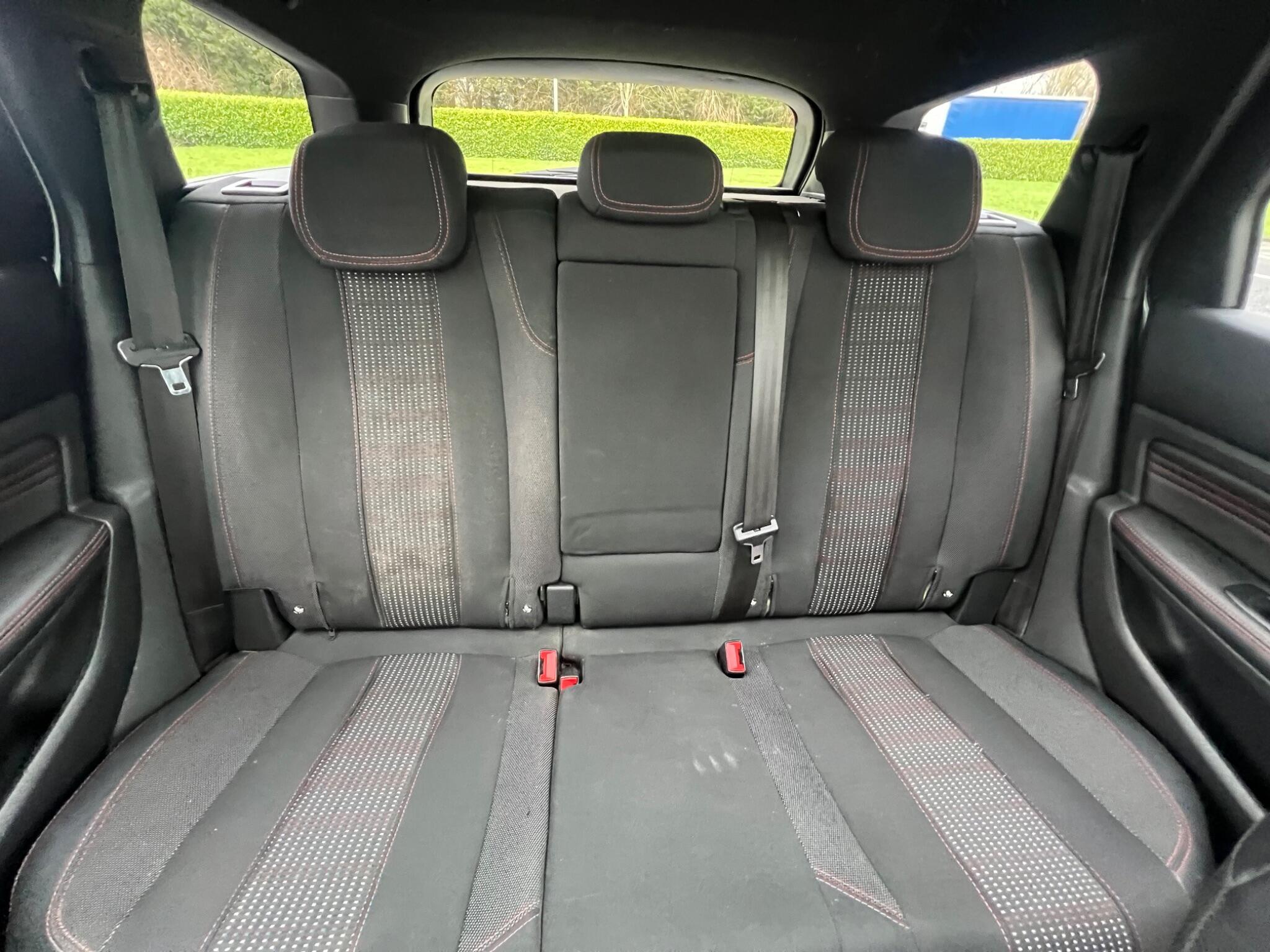 Peugeot 308 SW - Image 24