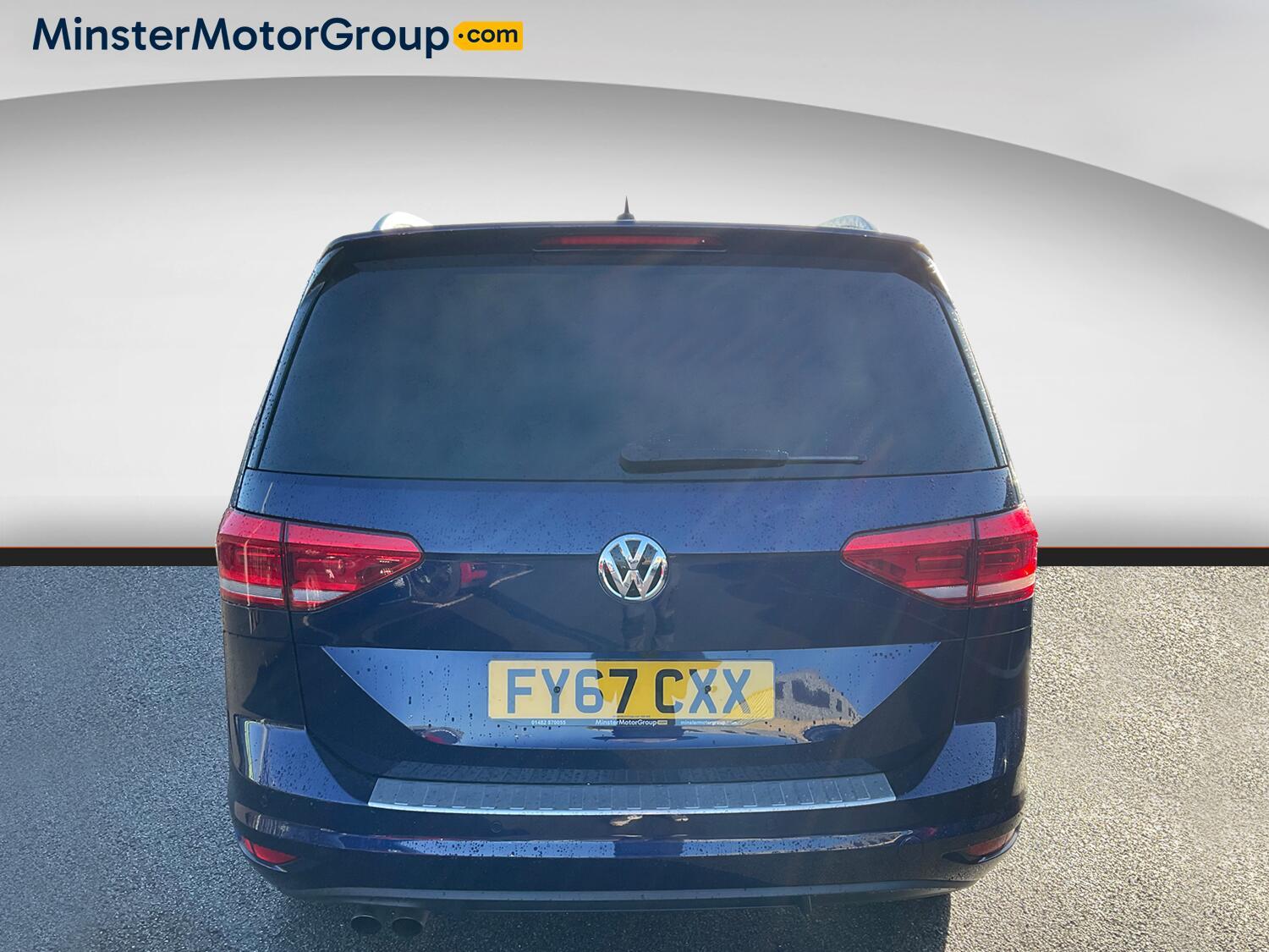 Volkswagen Touran - Image 3