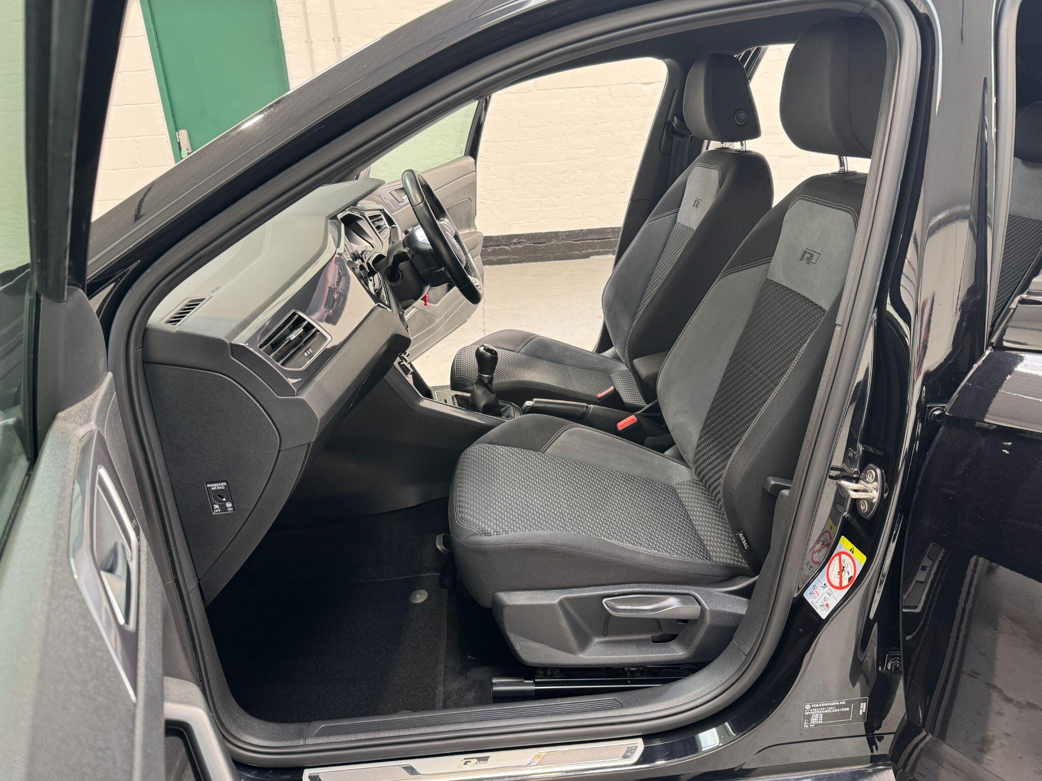 Volkswagen Polo - Image 50