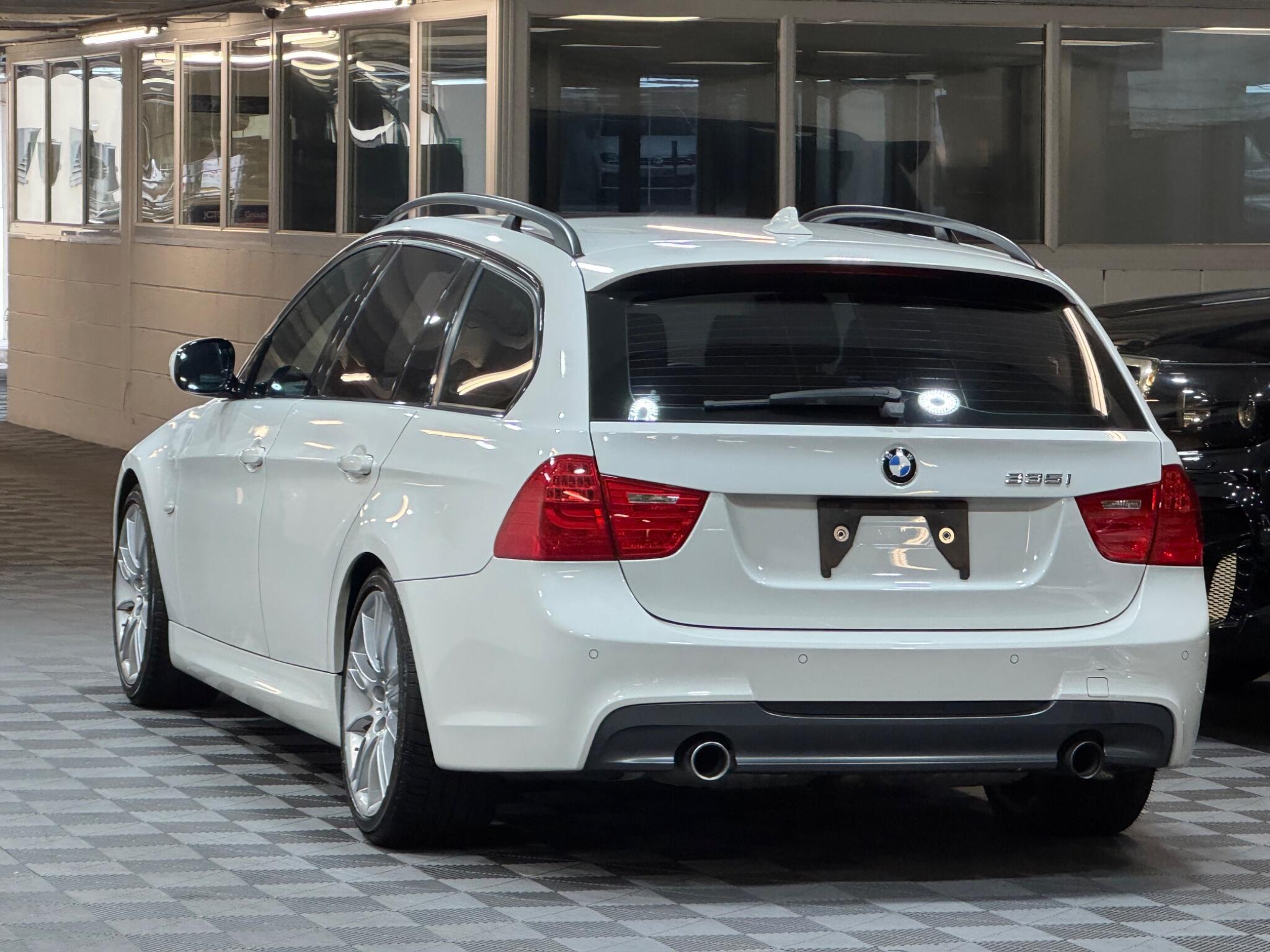 BMW 3 Series - Image 3