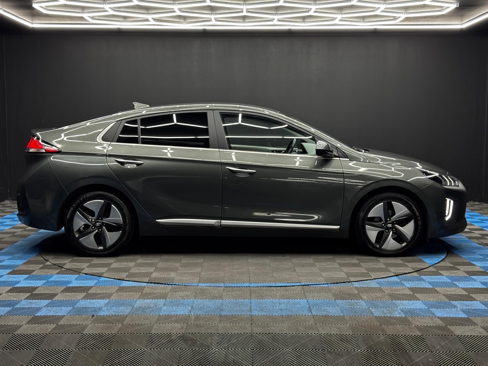 Hyundai Ioniq - Image 4