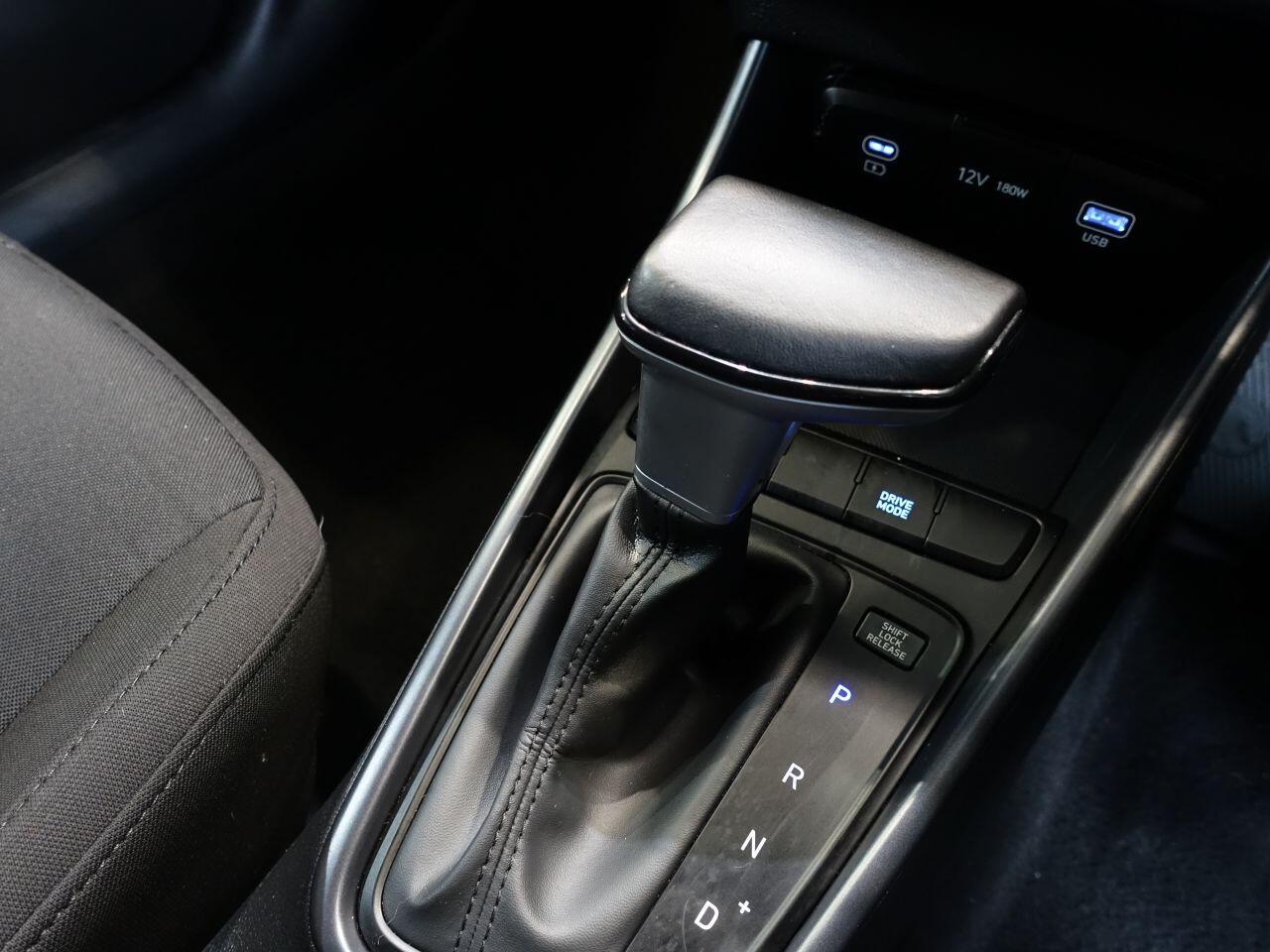 Hyundai i20 - Image 24