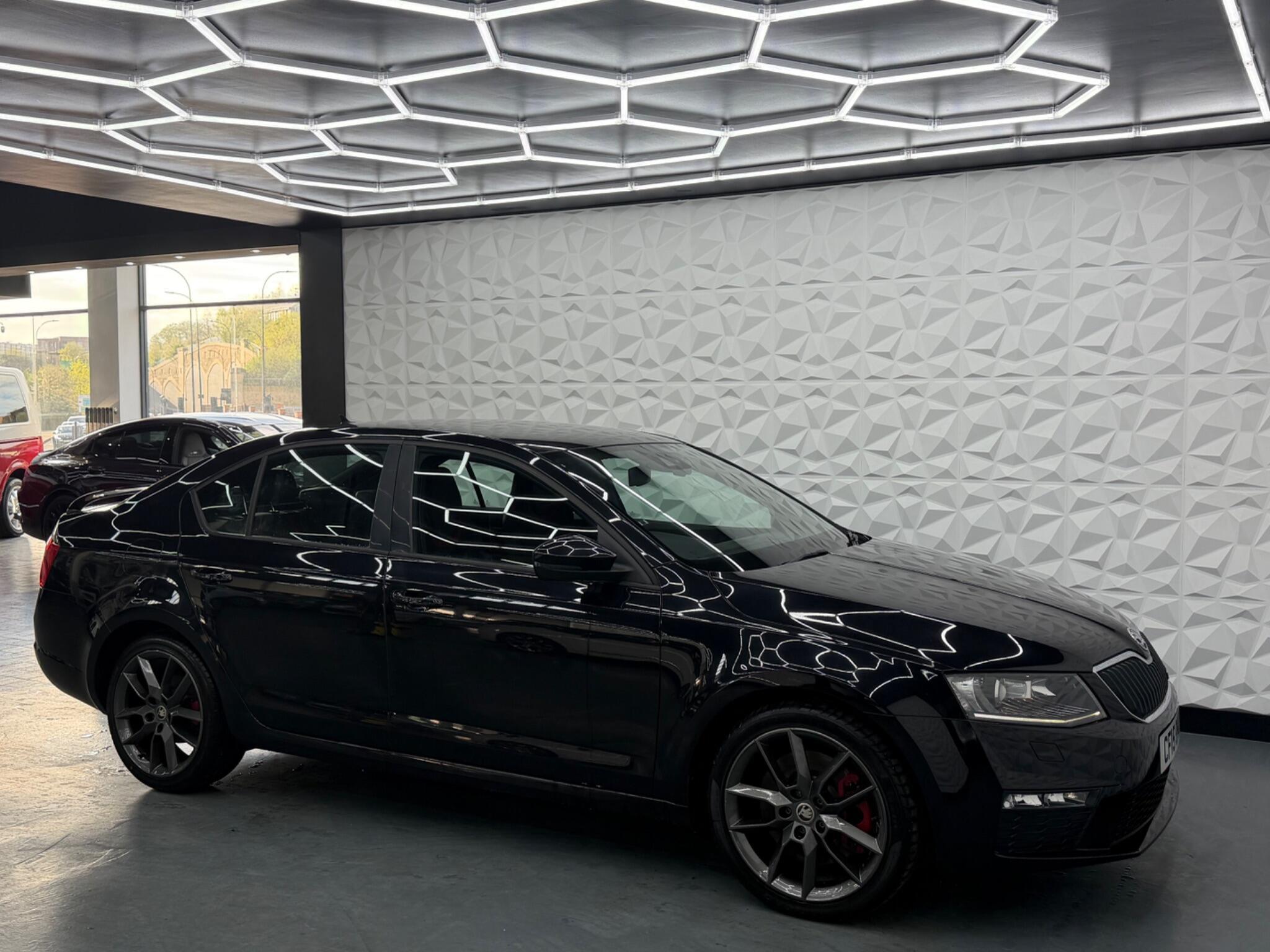 Skoda Octavia - Image 12