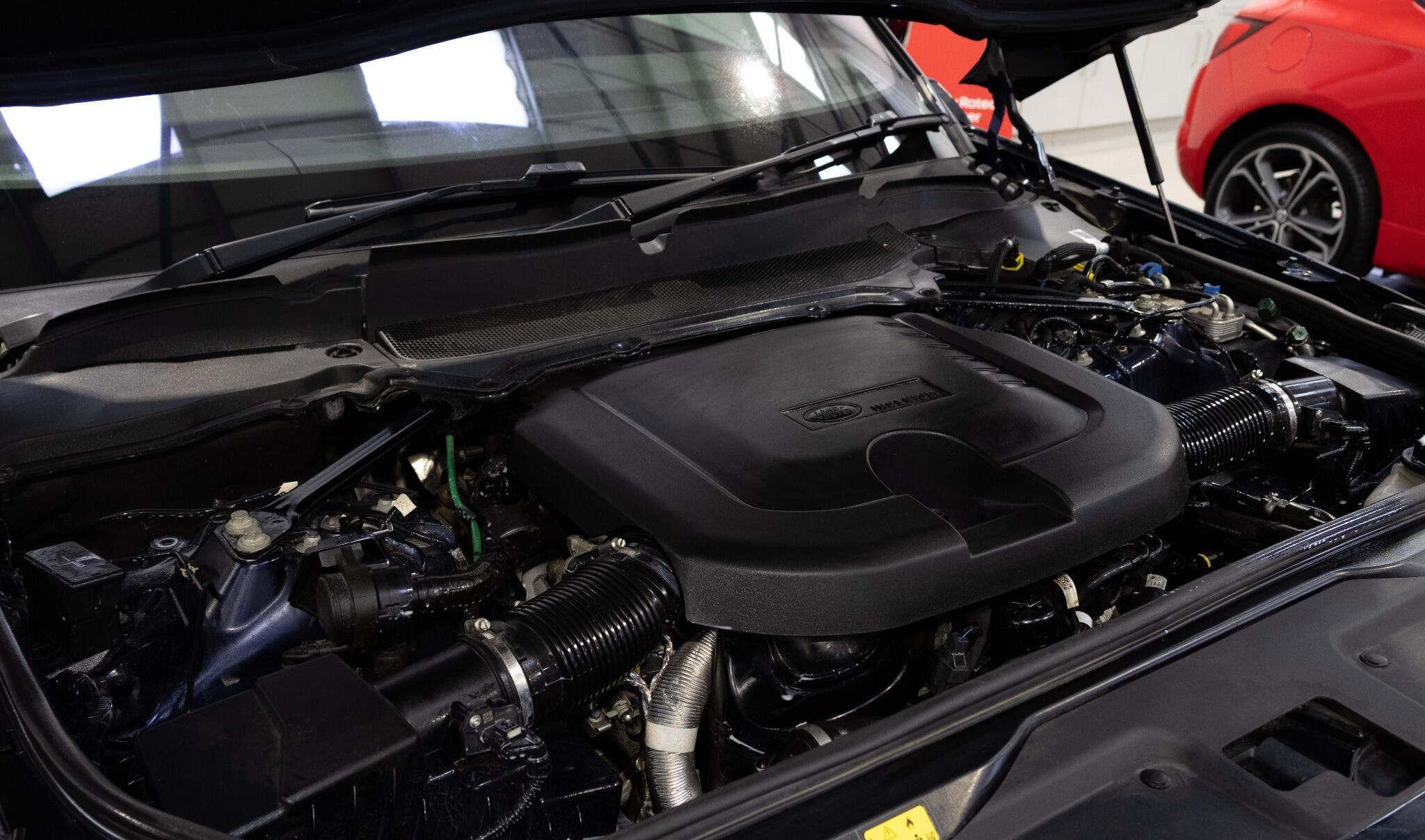 Land Rover Discovery - Image 47