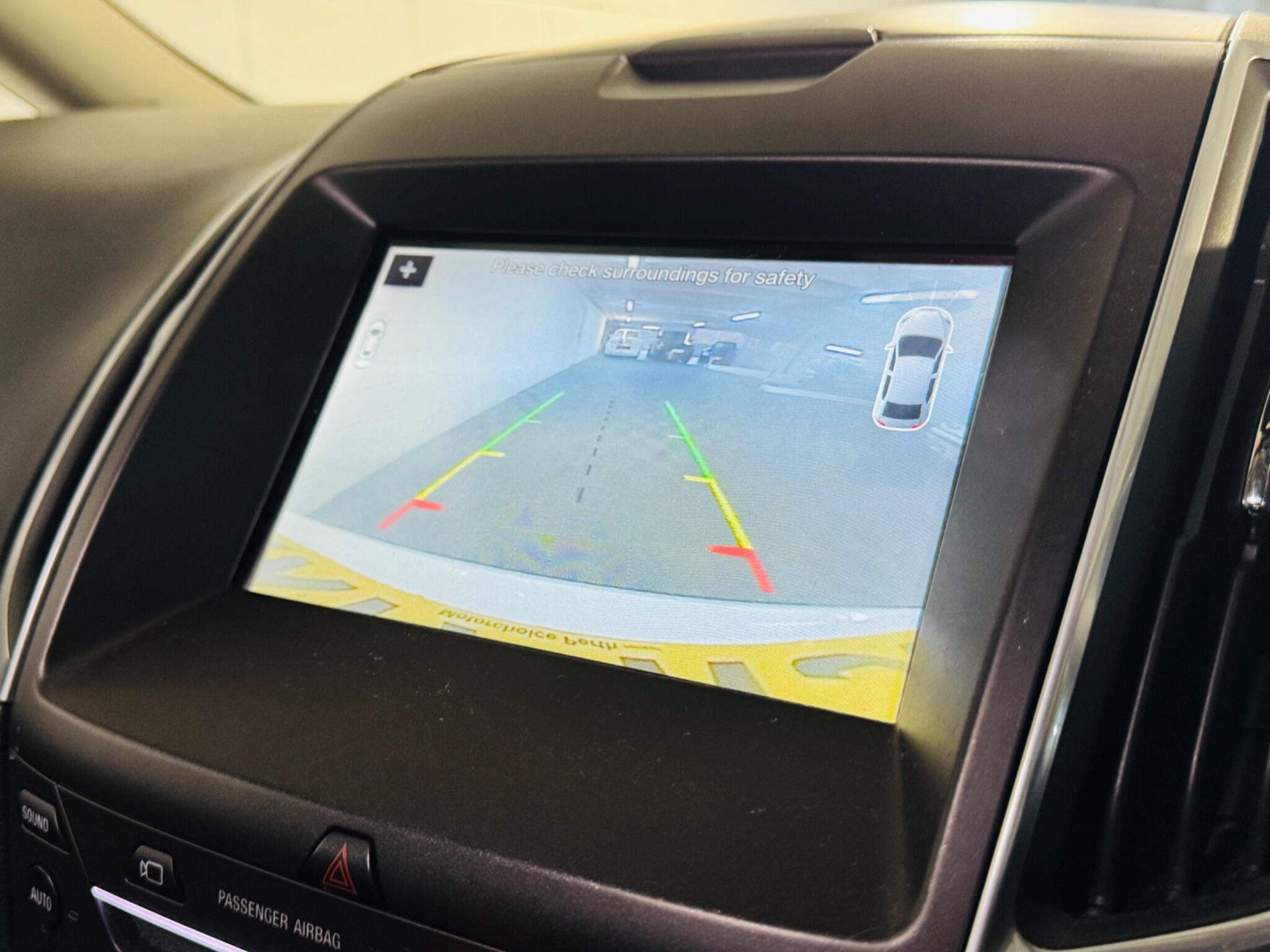 Ford Galaxy - Image 13