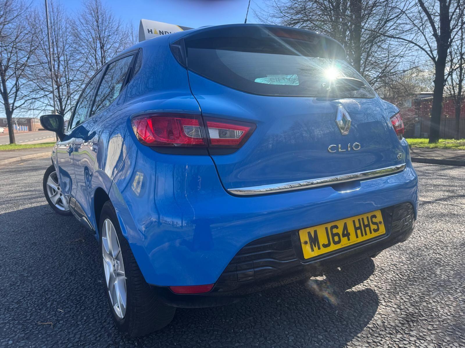 Renault Clio - Image 6