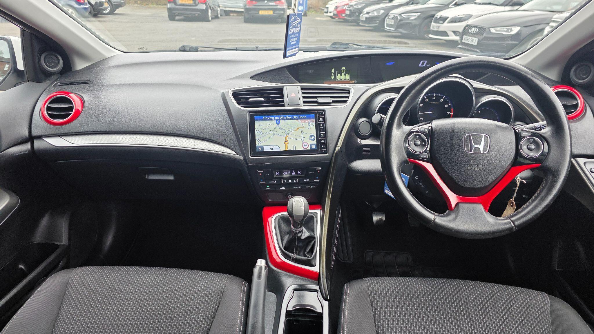 Honda Civic - Image 21