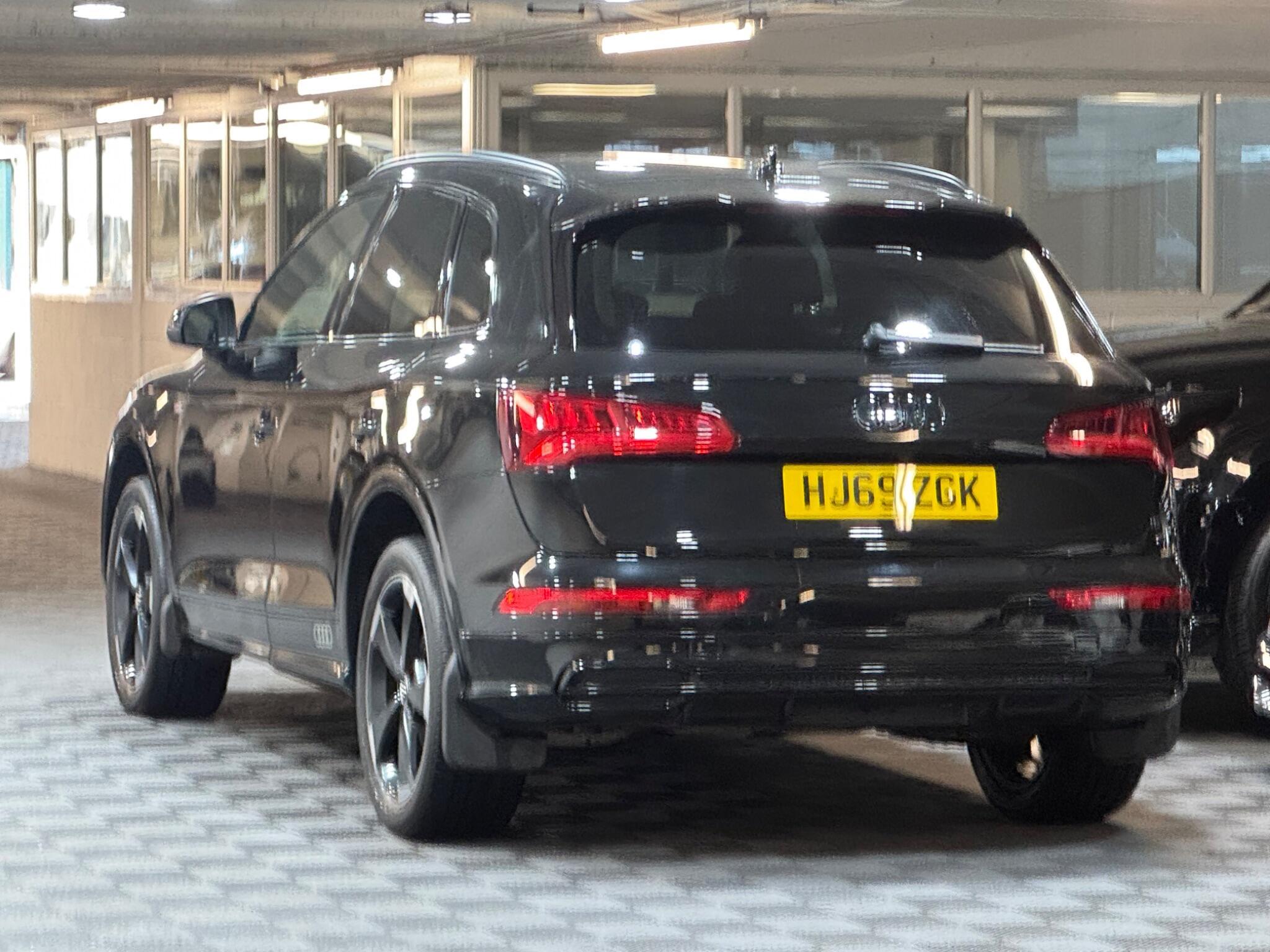 Audi Q5 - Image 3