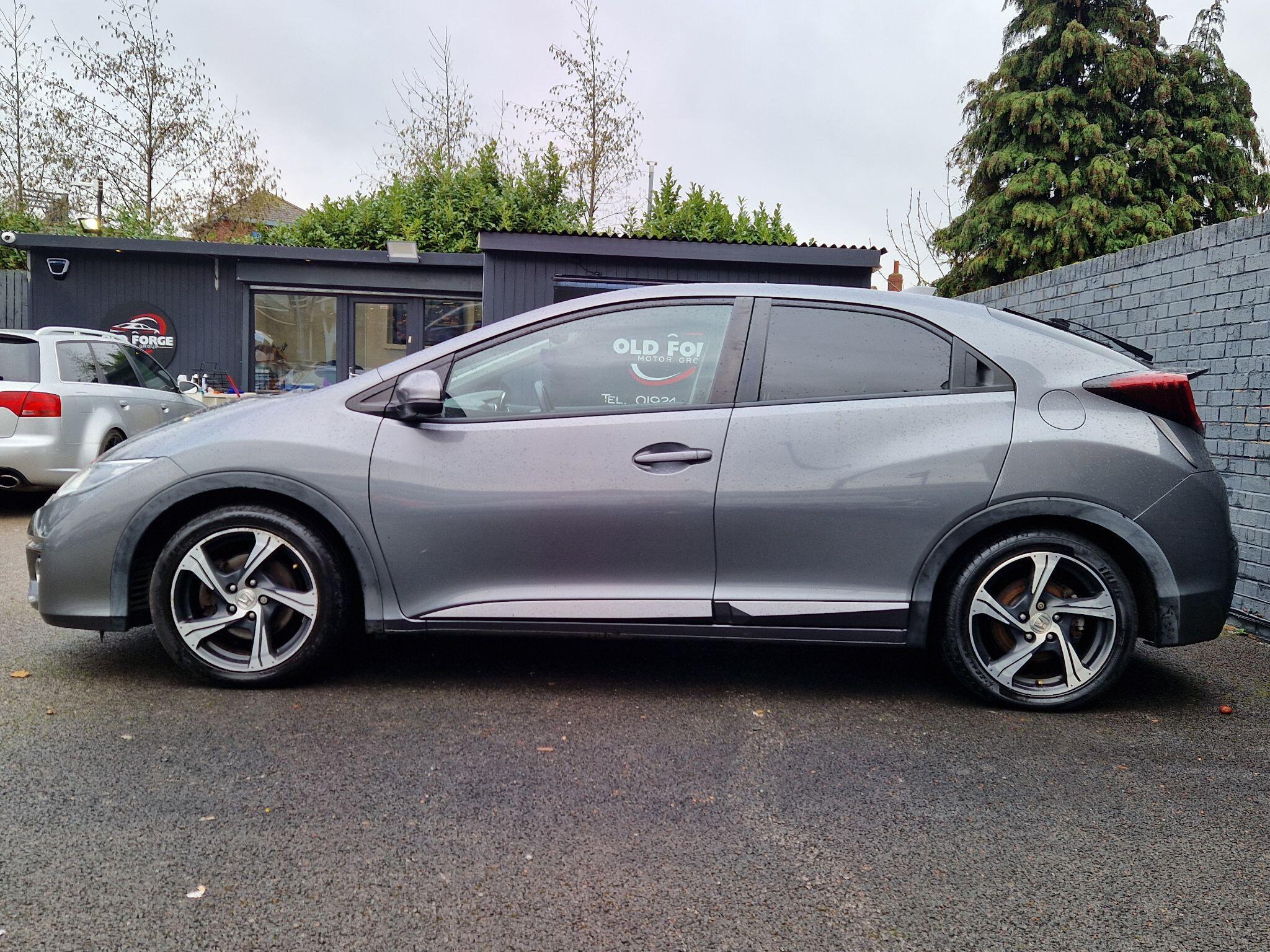 Honda Civic - Image 6