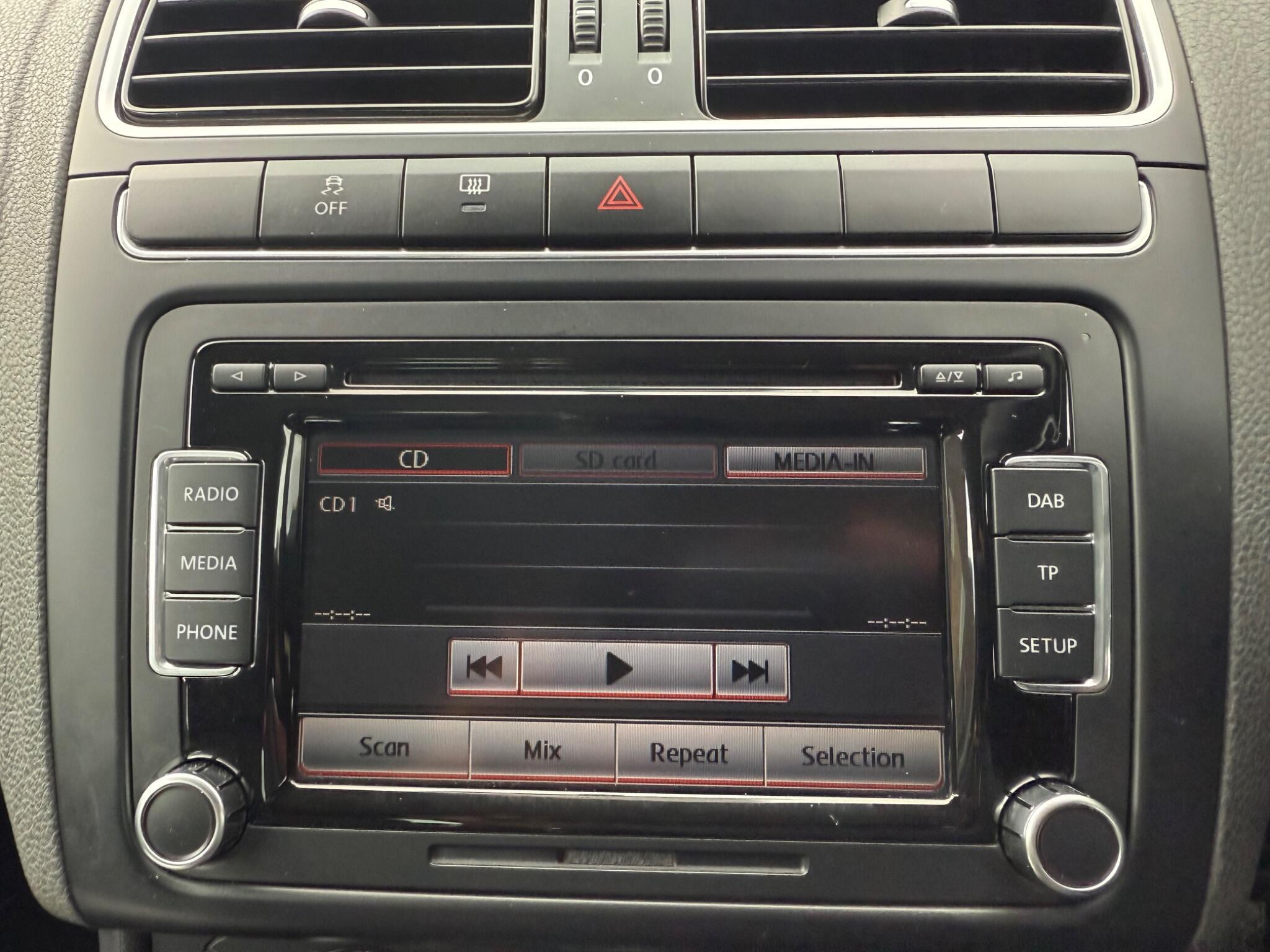 Volkswagen Polo - Image 19