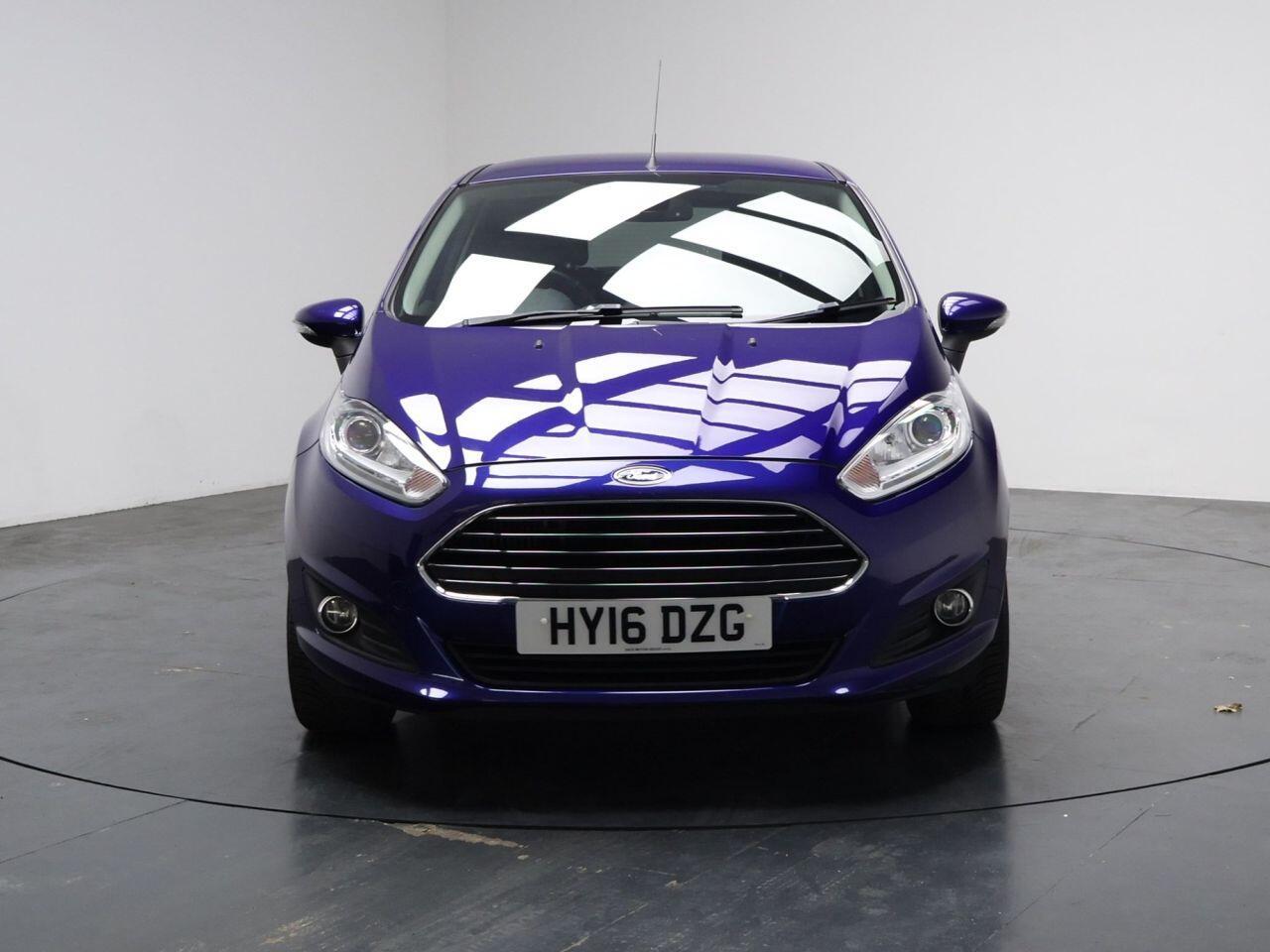 Ford Fiesta - Image 5