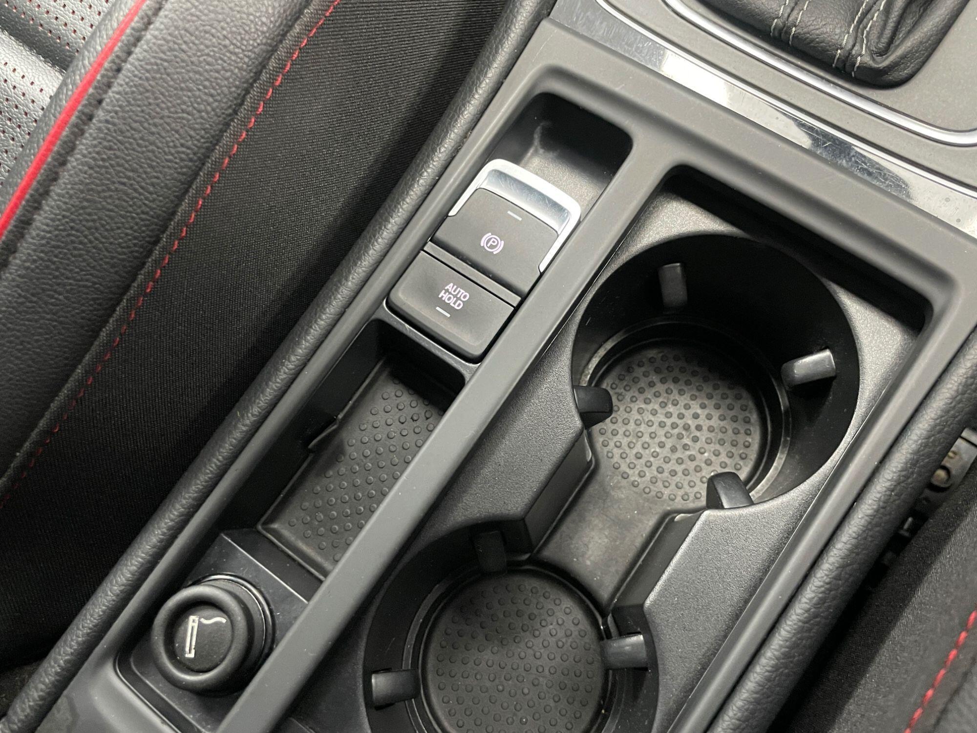 Volkswagen Golf - Image 46