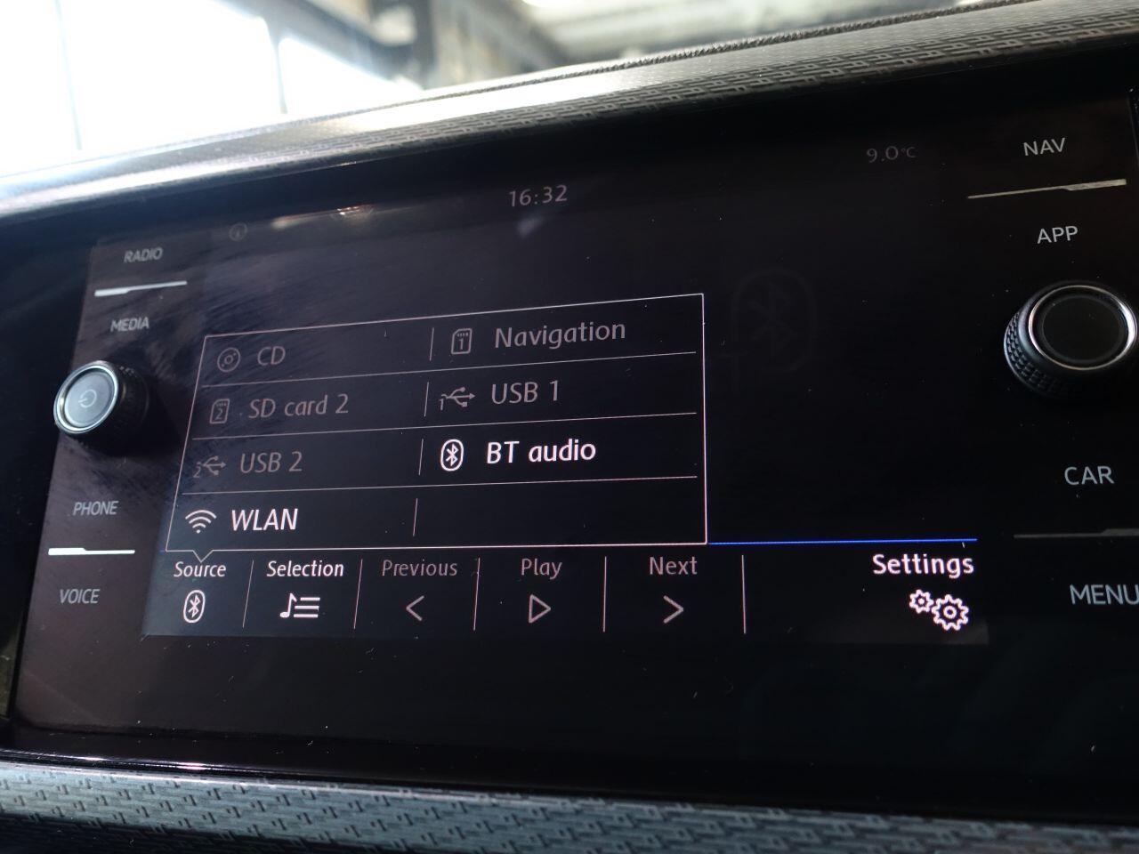 Volkswagen T-Cross - Image 30