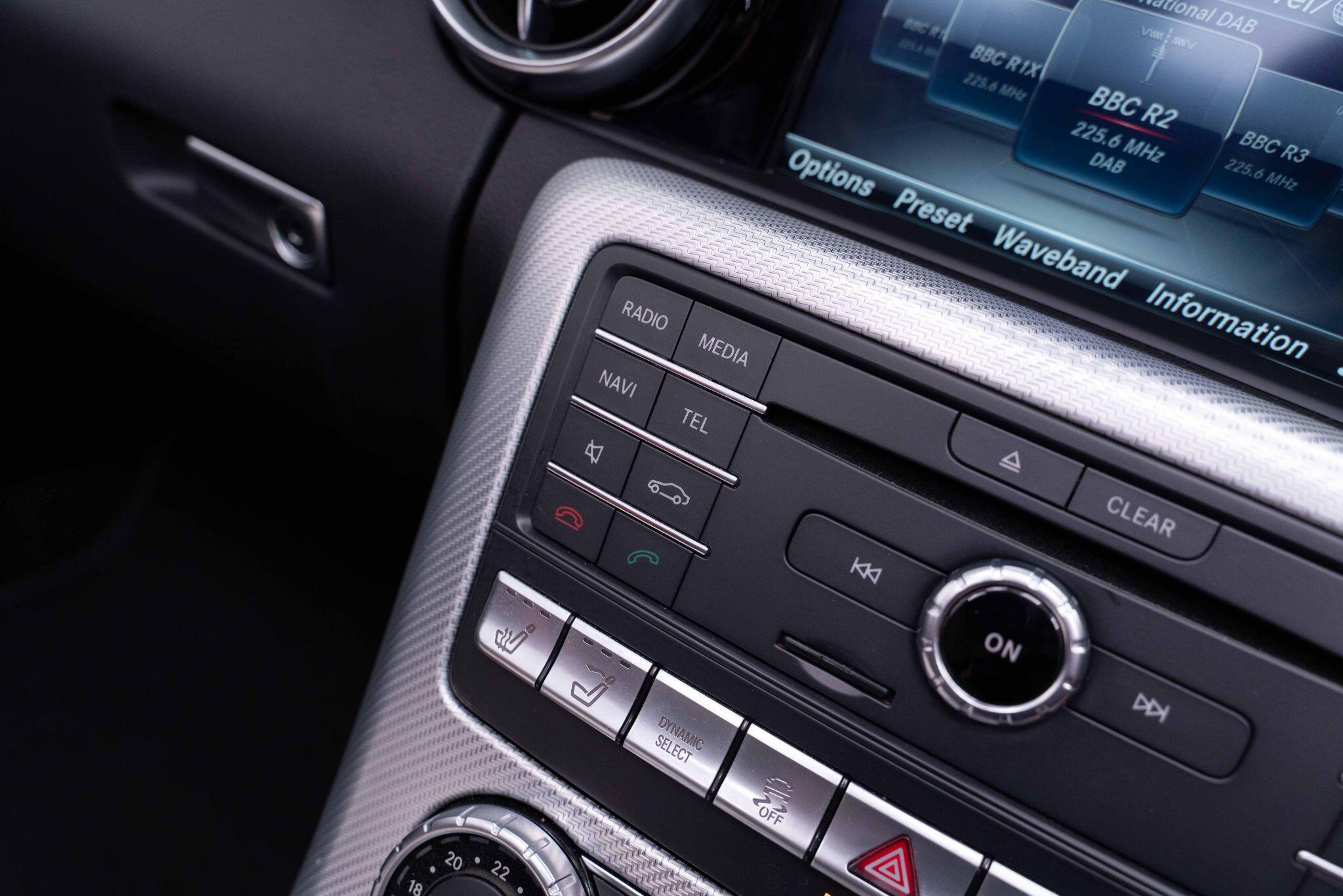 Mercedes SLC - Image 18
