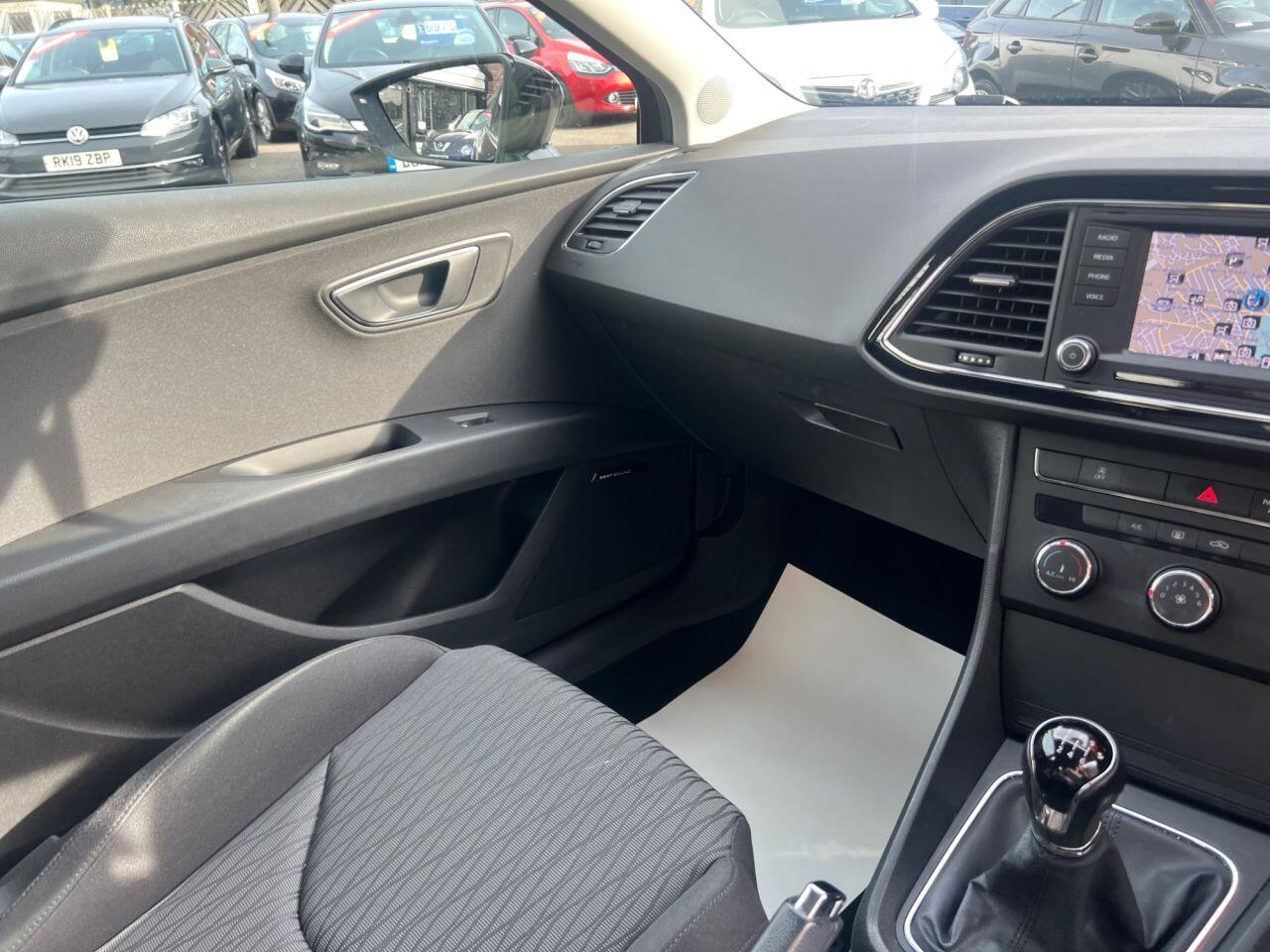 SEAT Leon - Image 27