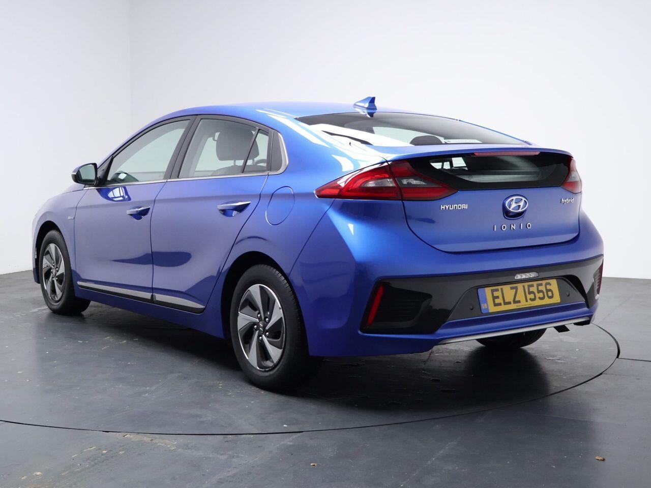 Hyundai Ioniq - Image 9