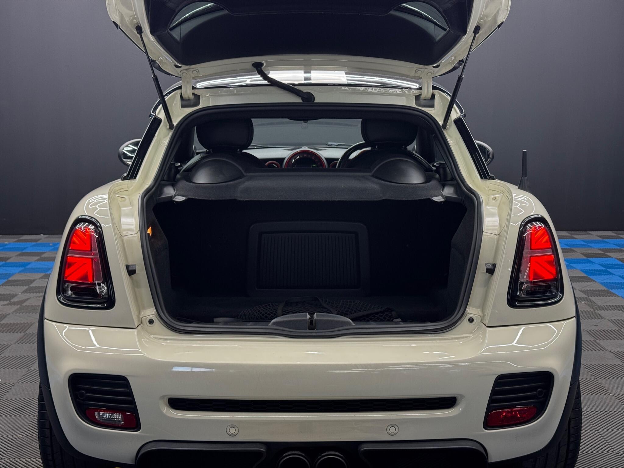 MINI Coupe - Image 38