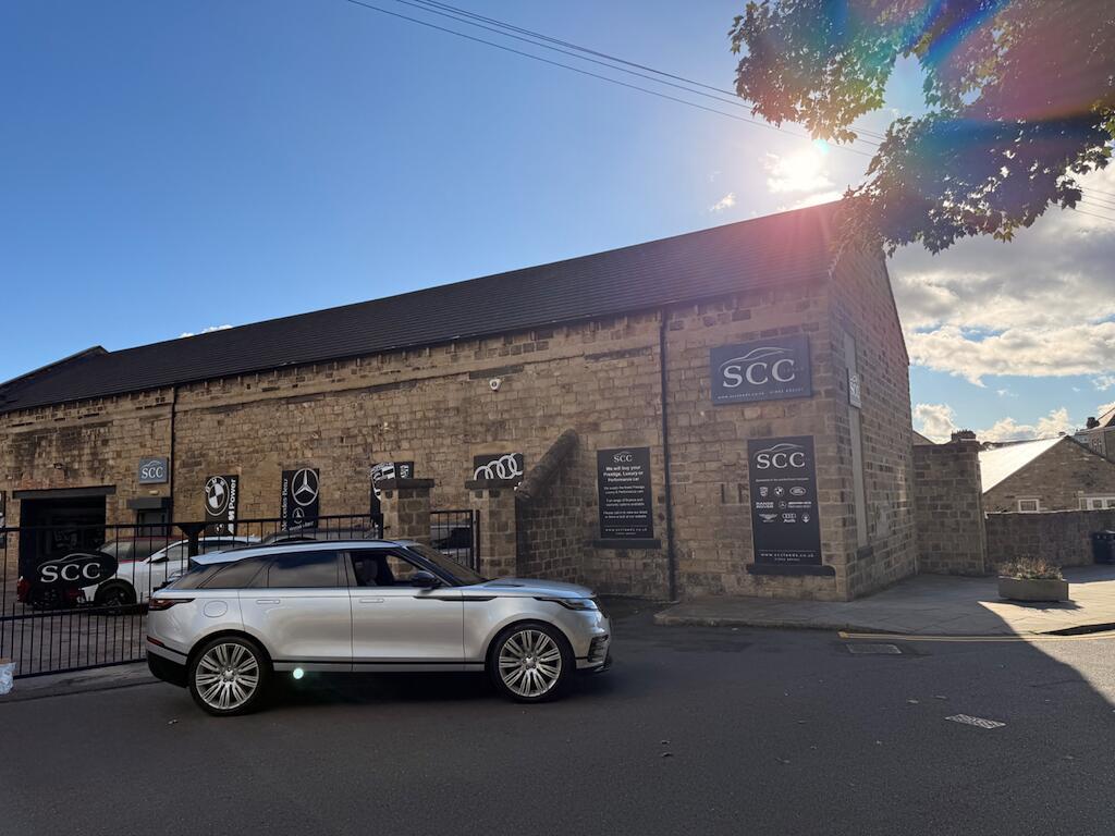 Land Rover Range Rover Velar - Image 12