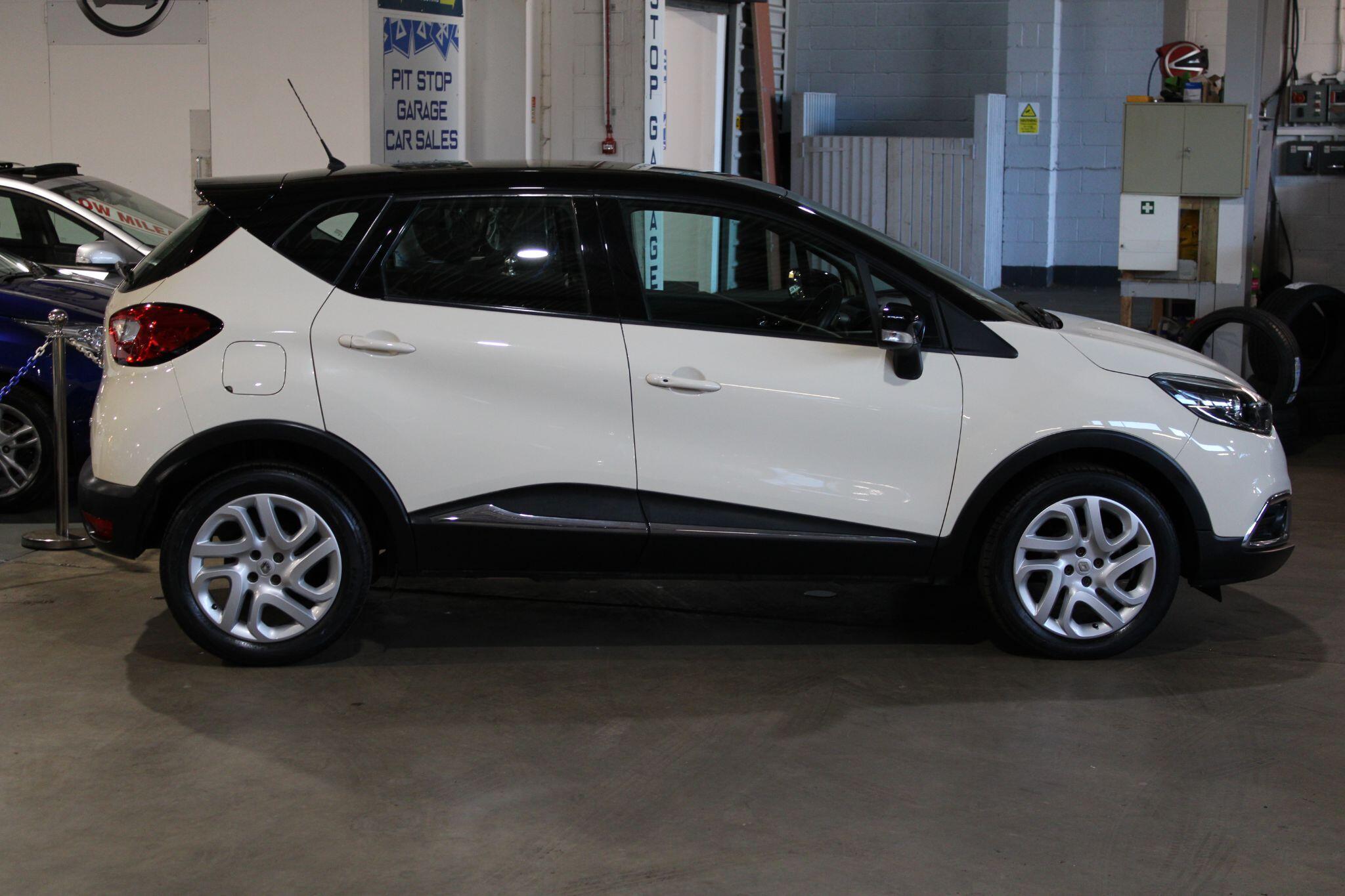 Renault Captur - Image 12