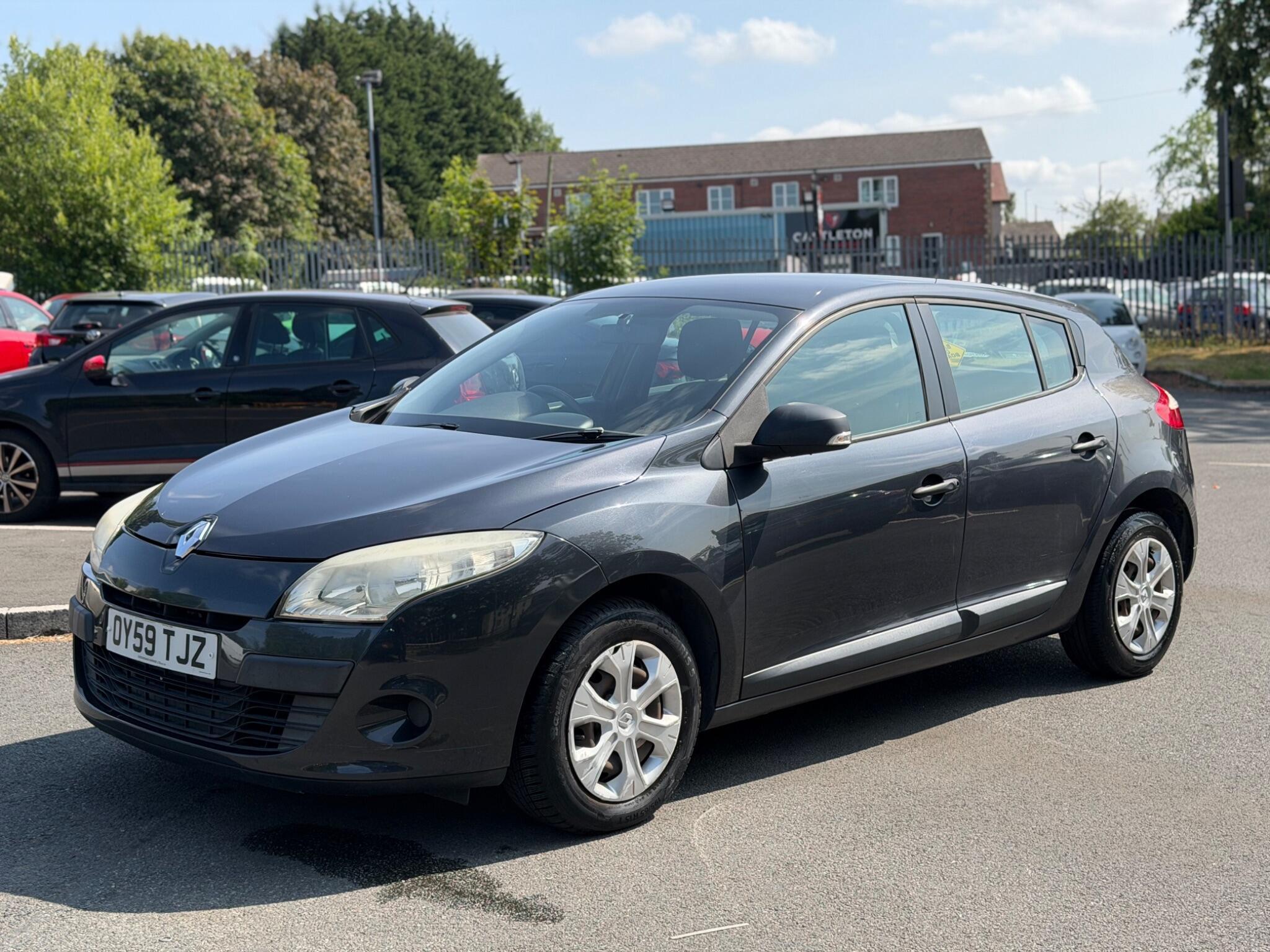Renault Megane - Image 2