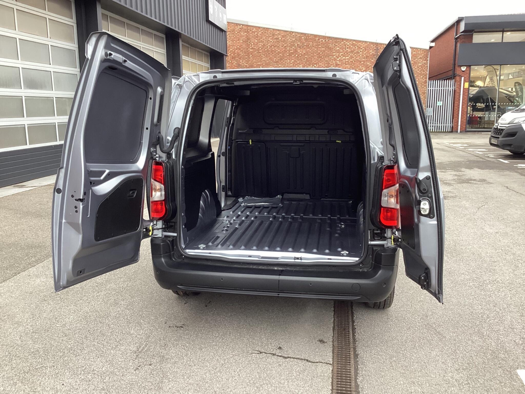 Peugeot Partner - Image 14